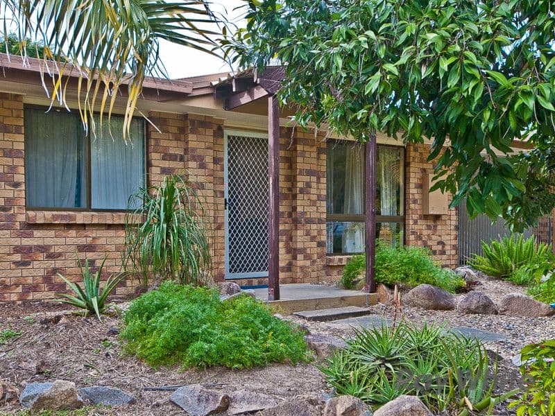 8 Flanagan Street, Deception Bay QLD 4508, Deception Bay - Thumbnail 2