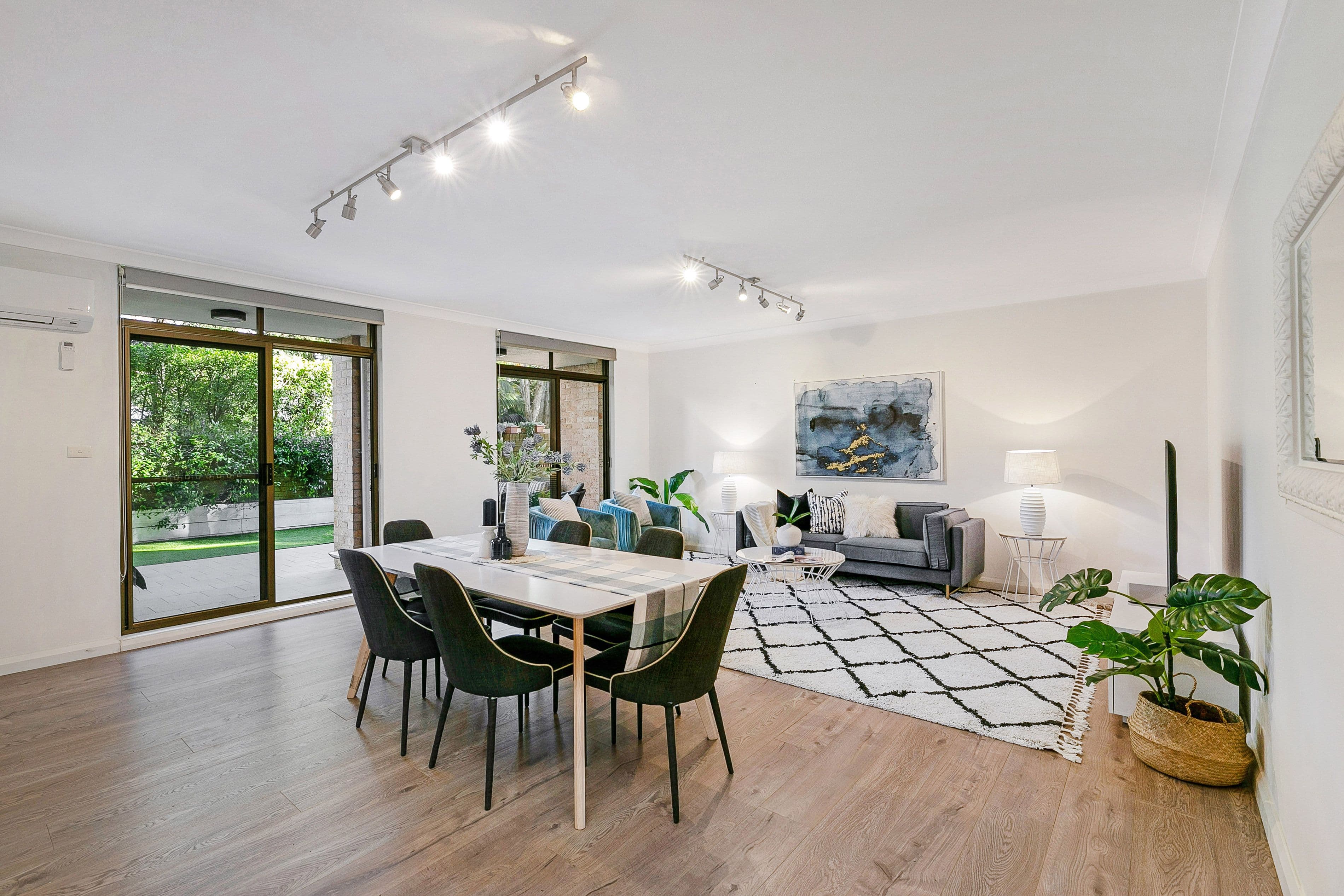 4-8 Edgecumbe Avenue, Coogee NSW 2034, Coogee - Thumbnail 2