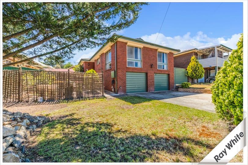 10 Ullamulla Crescent, Queanbeyan NSW 2620, Queanbeyan - Thumbnail 2