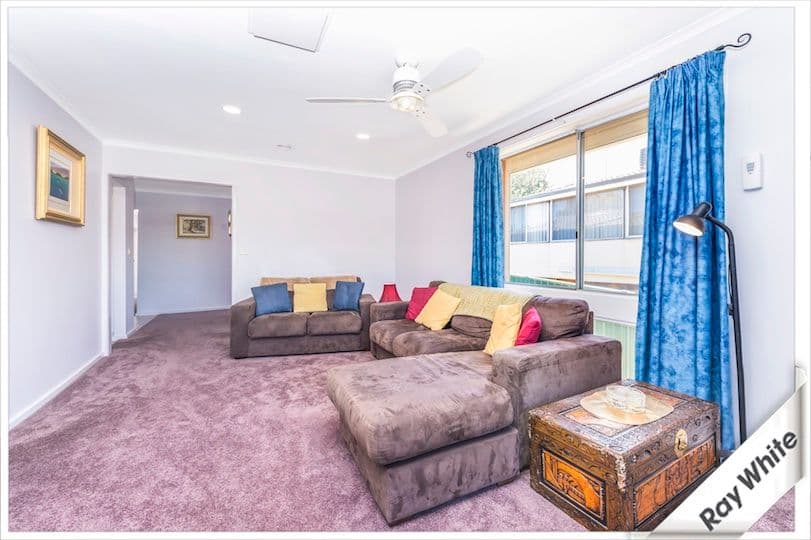 10 Ullamulla Crescent, Queanbeyan NSW 2620, Queanbeyan - Thumbnail 3