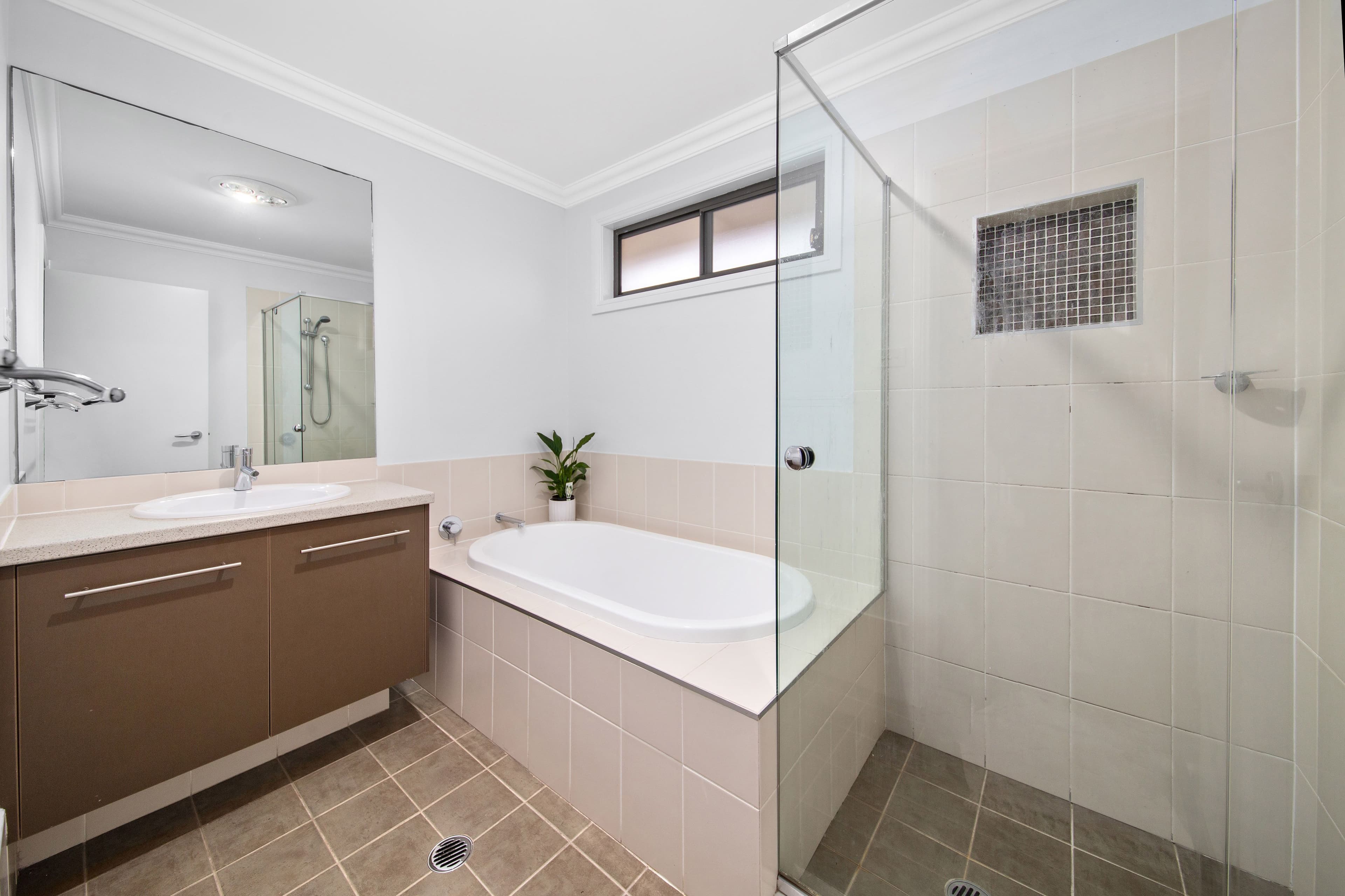 2 Beaumaris Drive, Menai NSW 2234, Menai - Thumbnail 8