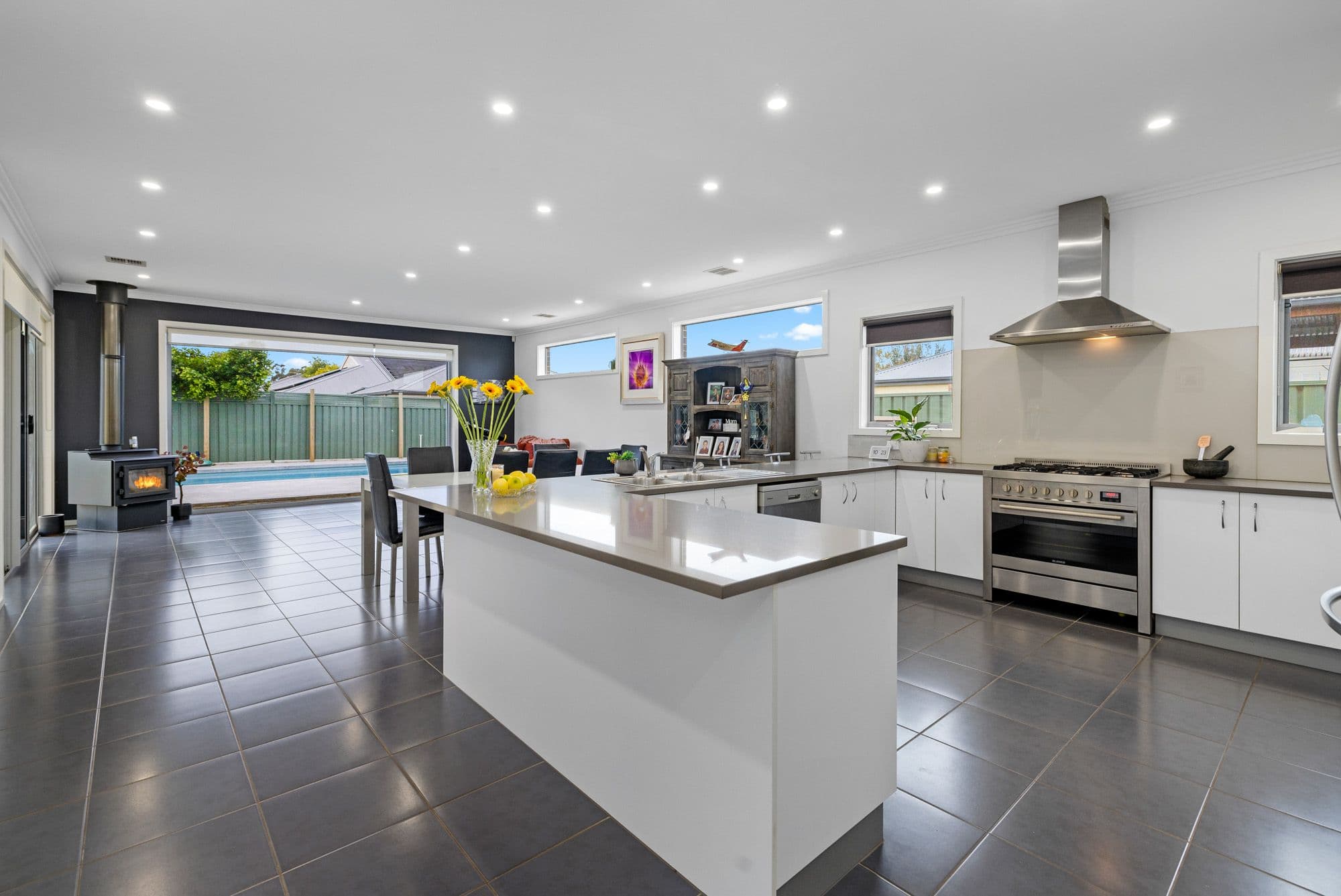 59 Farm Road, Werribee VIC 3030, Werribee - Thumbnail 5