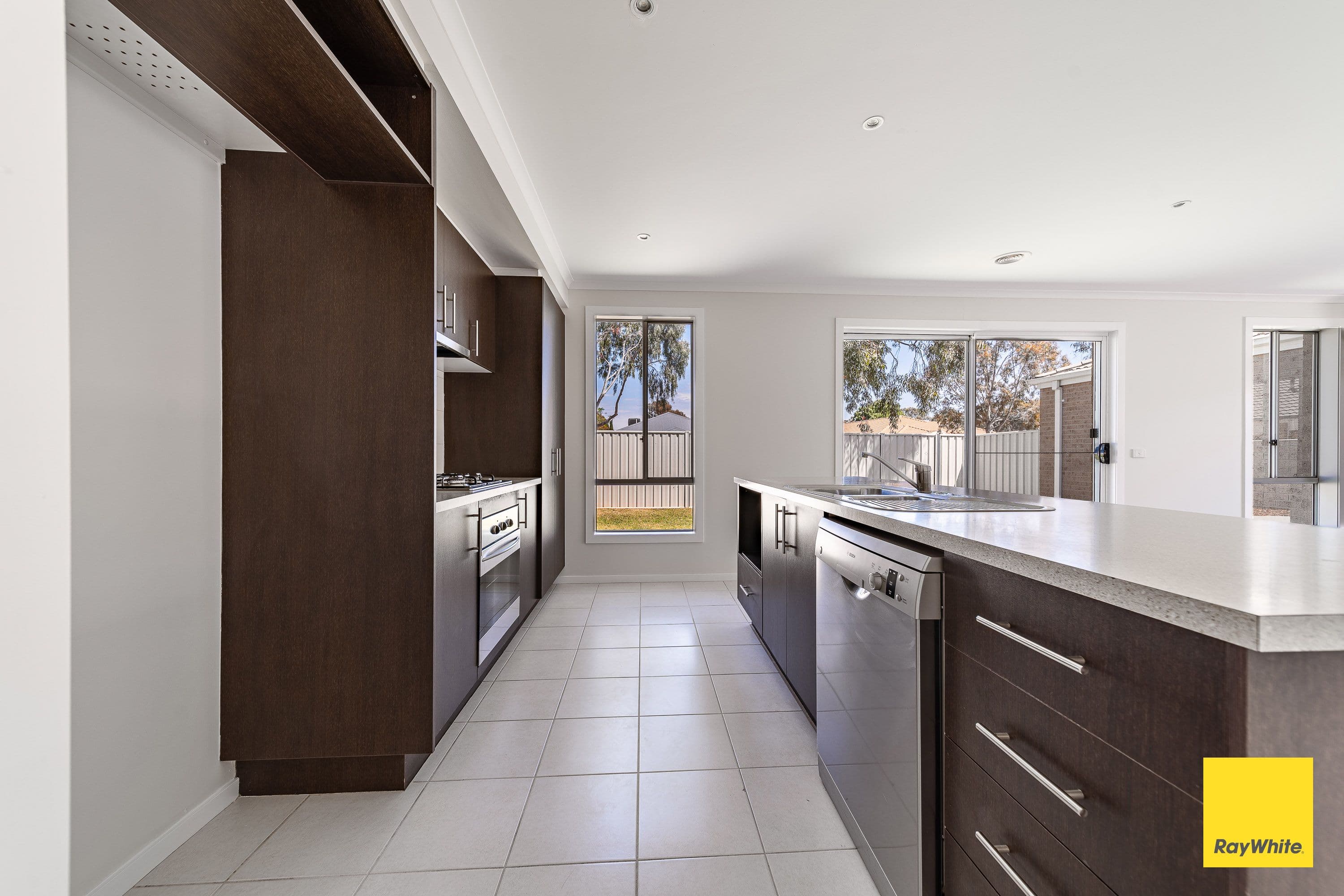 11 Lorikeet Avenue, Epsom VIC 3551, Epsom - Thumbnail 8