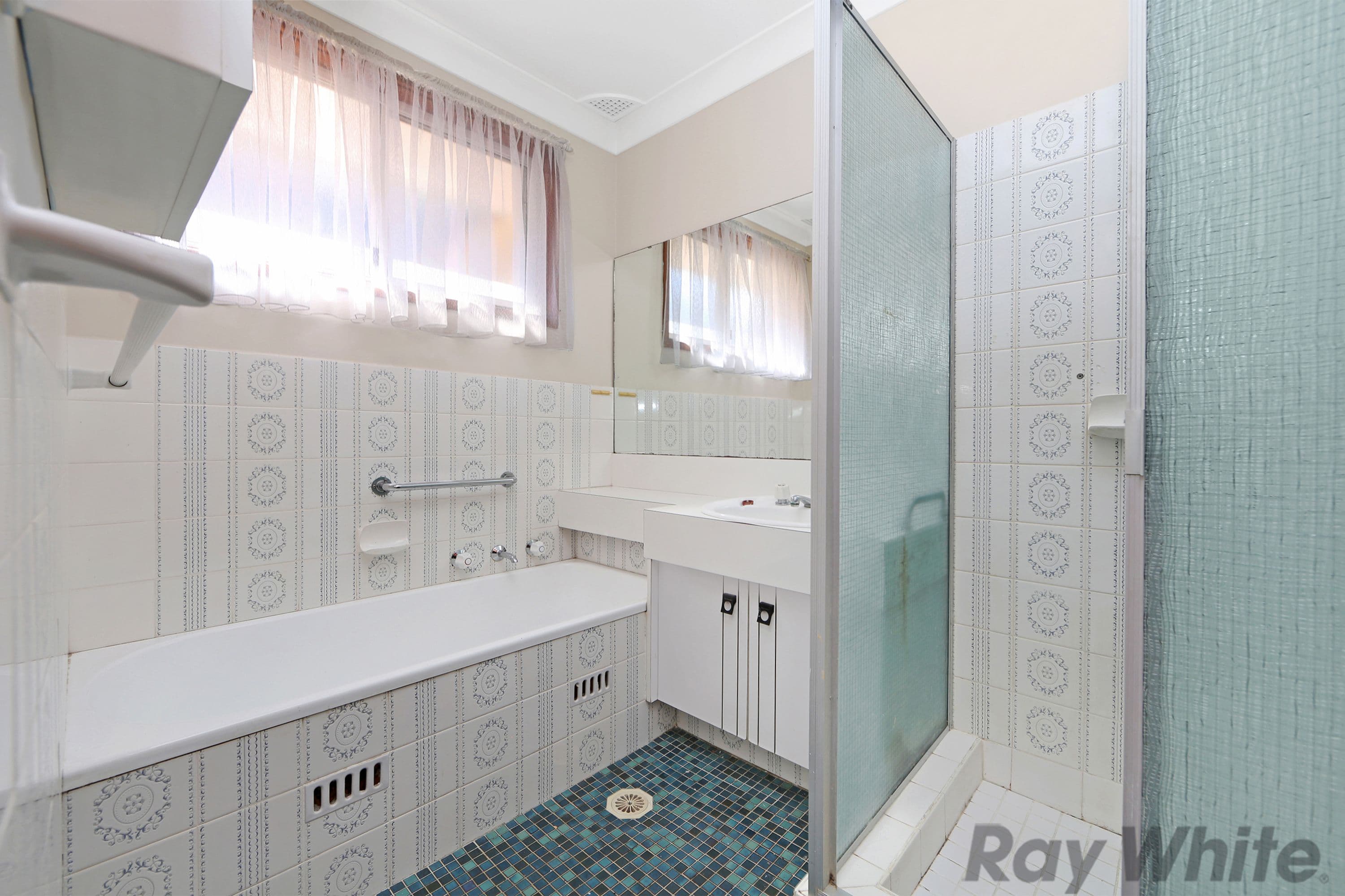 6 Lake Street, Budgewoi - Thumbnail 8