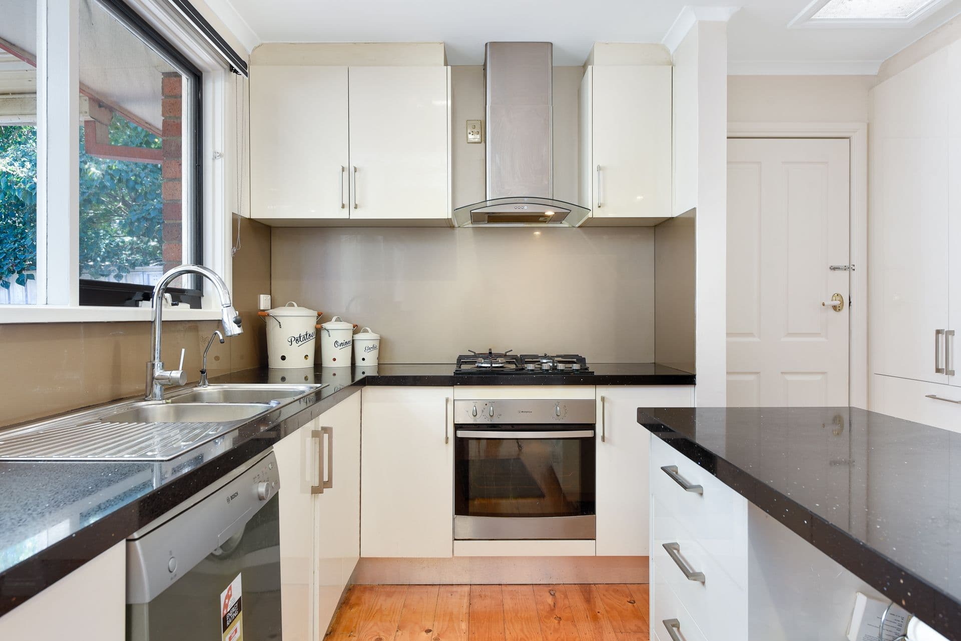 33 Frederick Street, Doncaster VIC 3108, Doncaster - Thumbnail 5