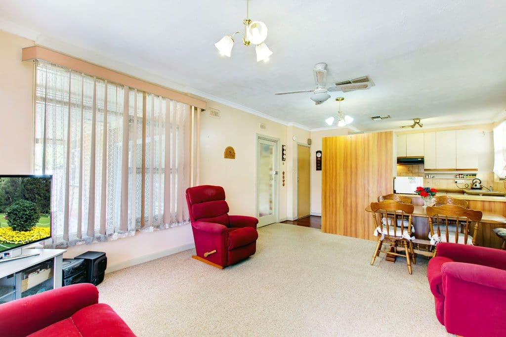 13 Seccafien Avenue, MARION SA 5043, Marion - Thumbnail 3