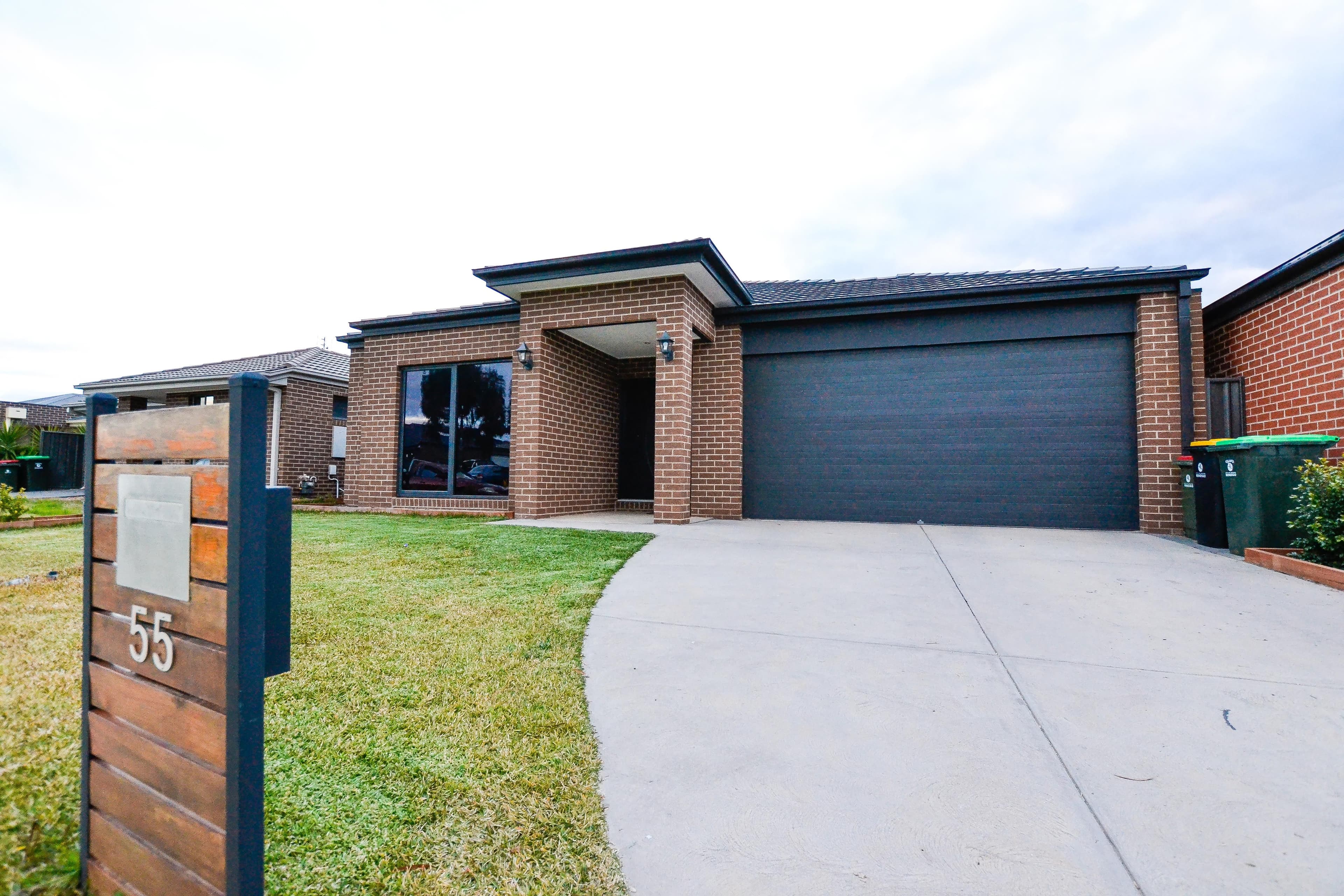 55 Greenfield Drive, Epsom VIC 3551, Epsom - Thumbnail 2