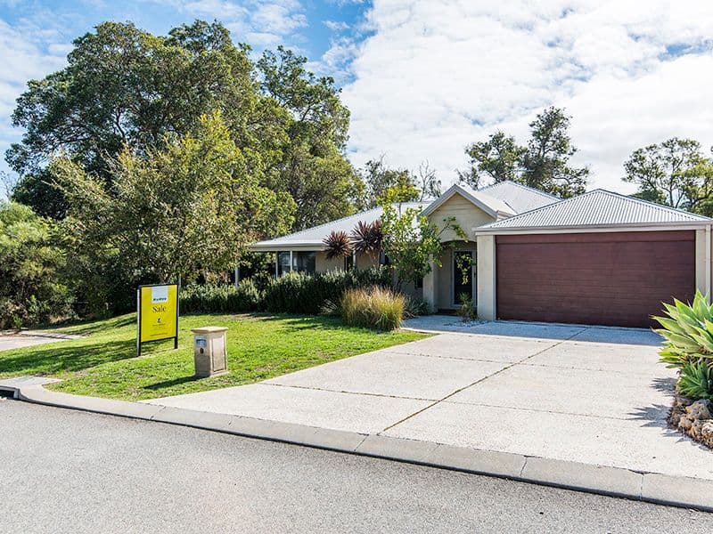 6 Shanklin Court, Wellard WA 6170, Wellard - Image 1
