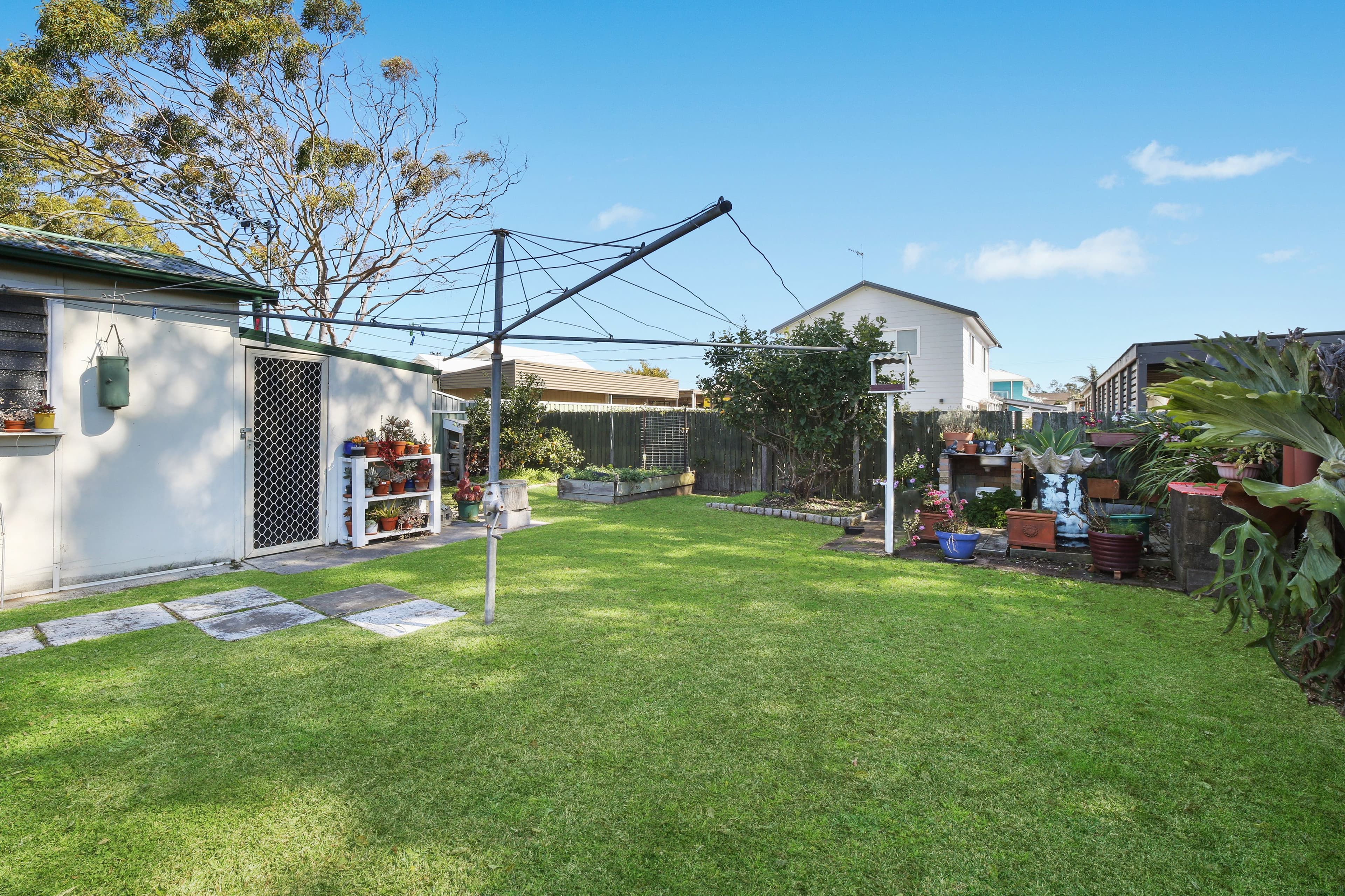 32 Davis Avenue, Davistown - Thumbnail 8