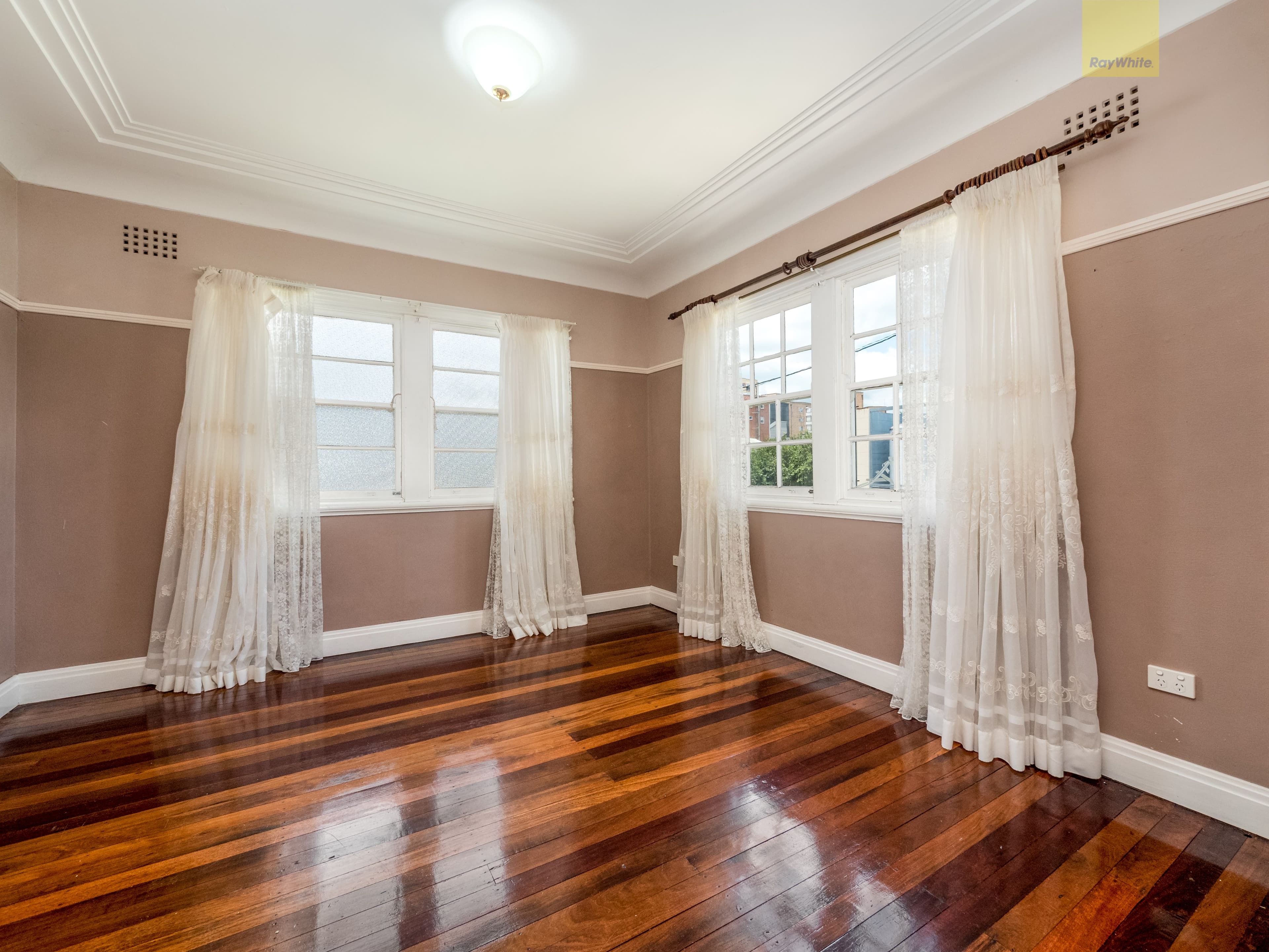 10 Weaver Street, Lismore - Thumbnail 3