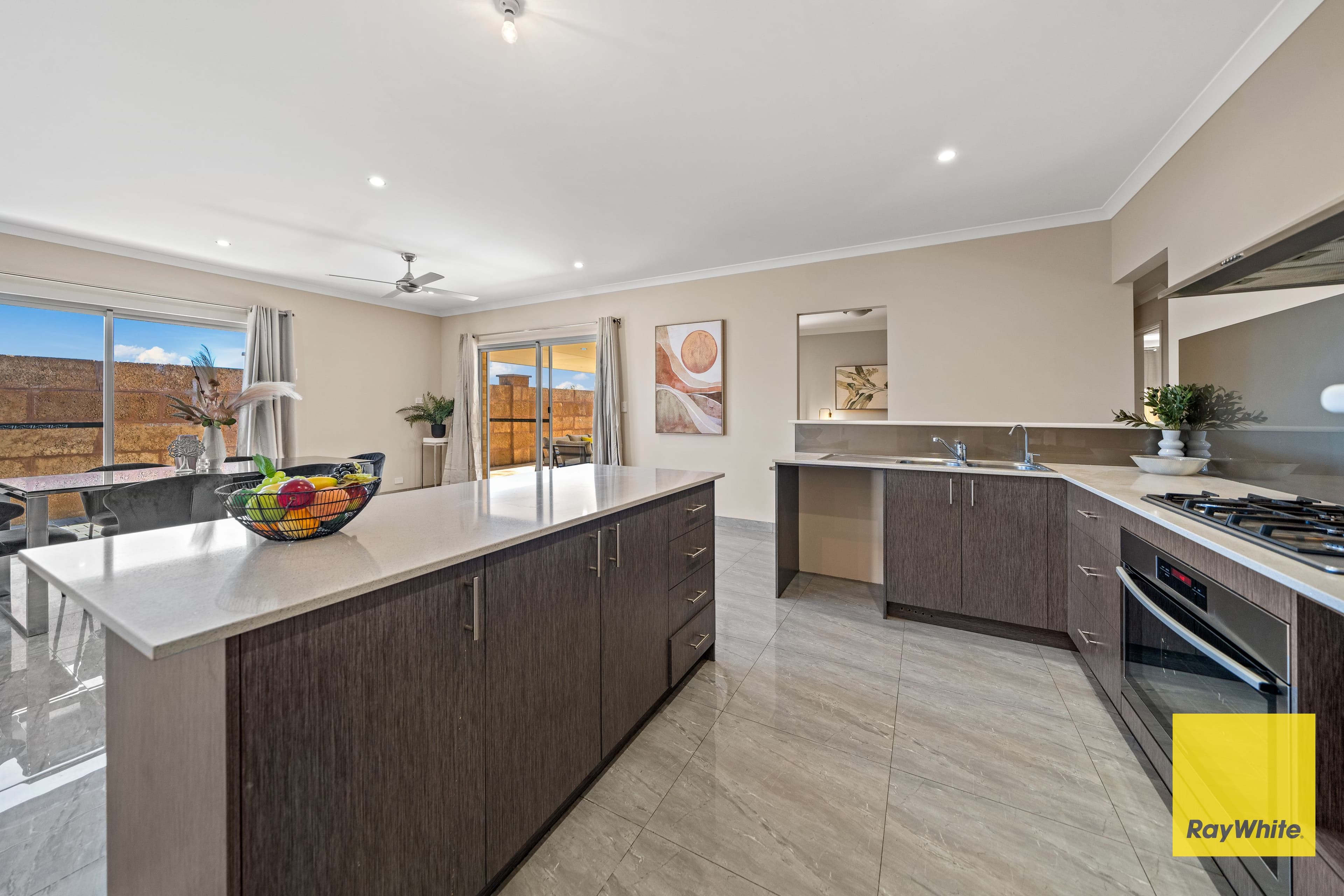 25 Dillwynia Bend, Banksia Grove WA 6031, Banksia Grove - Thumbnail 2