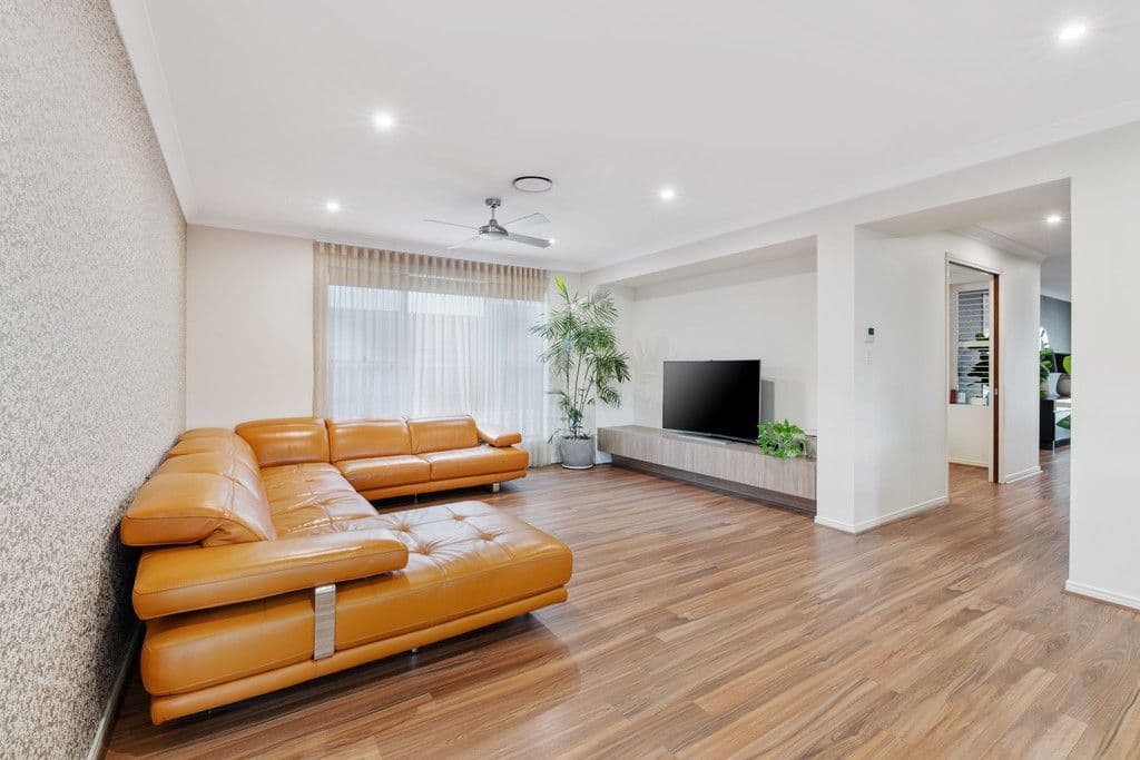 38 Kookaburra Circuit, Rochedale QLD 4123, Rochedale - Thumbnail 8