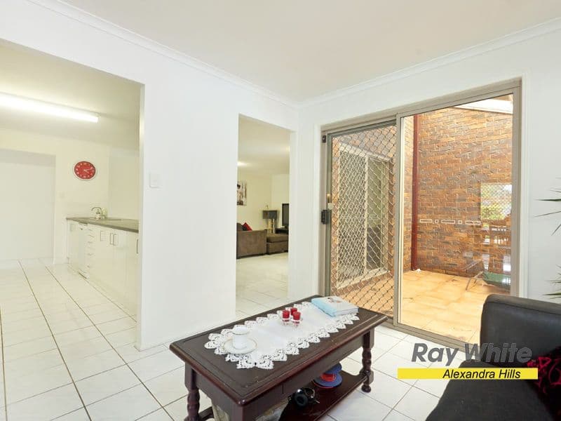 33 Alexandra Circuit, ALEXANDRA HILLS QLD 4161, Alexandra Hills - Thumbnail 3