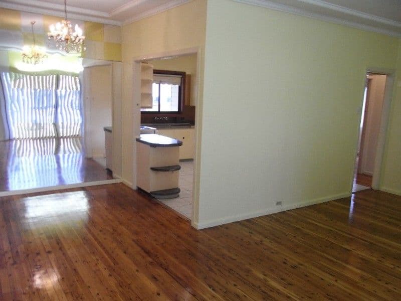 230 West Street, BLAKEHURST NSW 2221, Blakehurst - Thumbnail 2