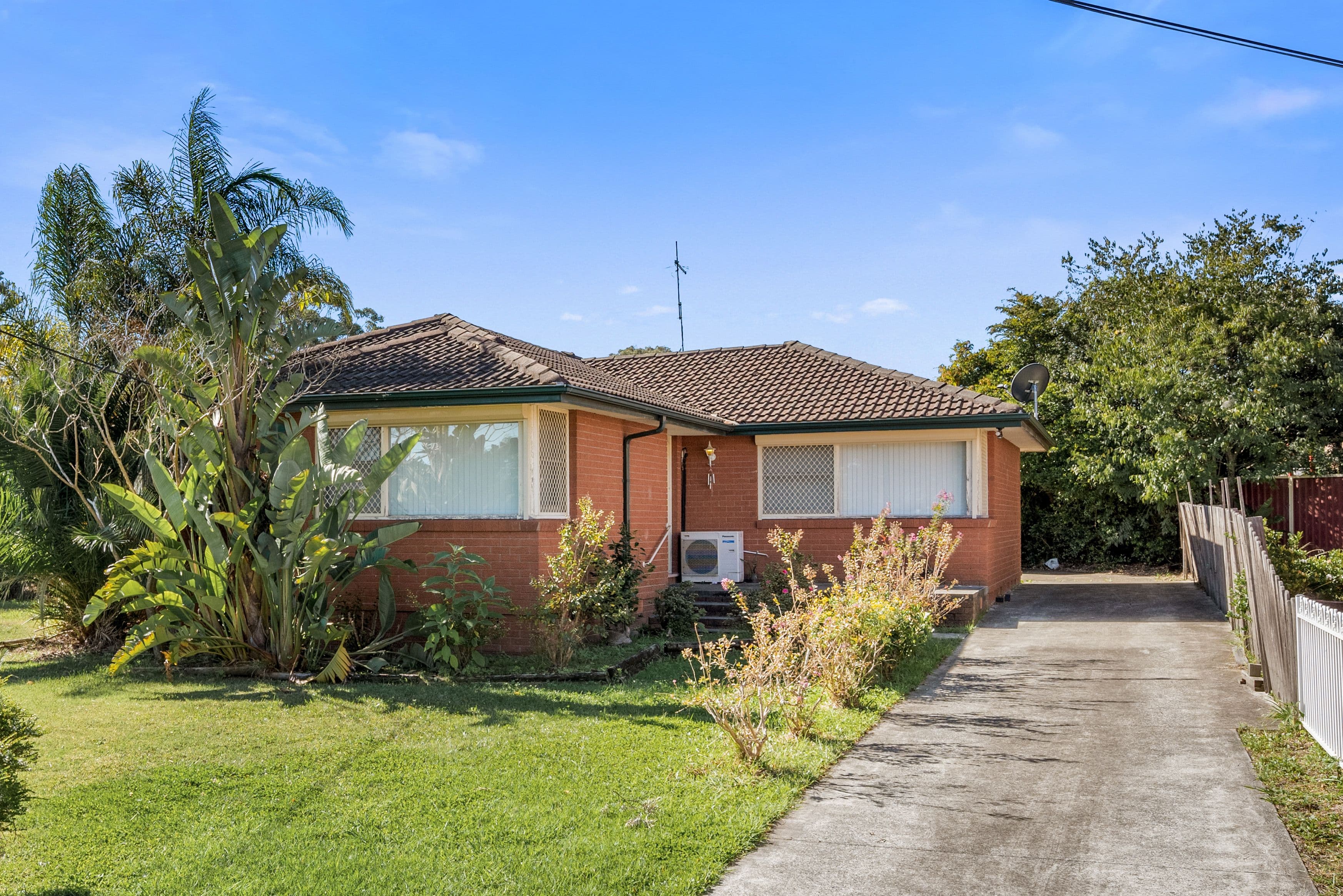 41 Hurlstone Avenue, Glenfield NSW 2167, Glenfield - Image 1