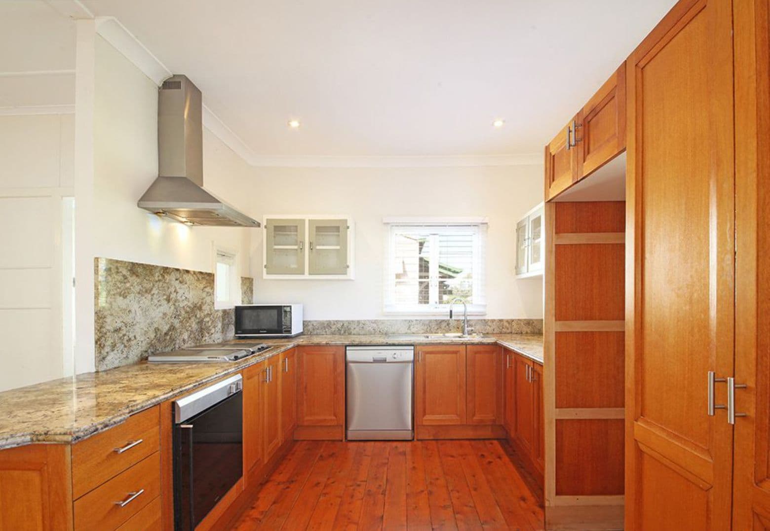 24 Lamont Road, Wilston QLD 4051, Wilston - Thumbnail 3