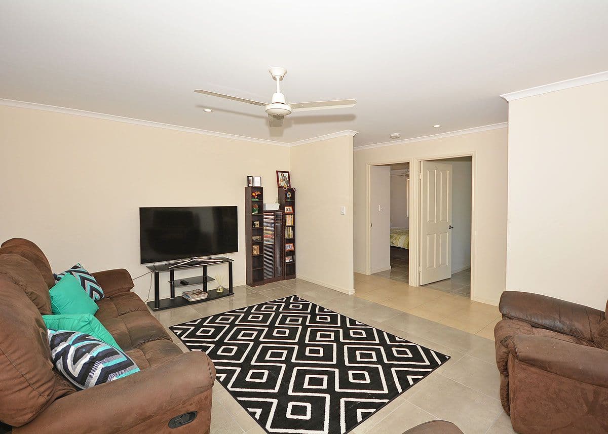 27 Spinnaker Drive, Point Vernon QLD 4655, Point Vernon - Thumbnail 5