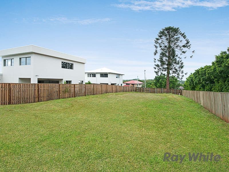 4 Vista Street, Bridgeman Downs QLD 4035, Bridgeman Downs - Image 1