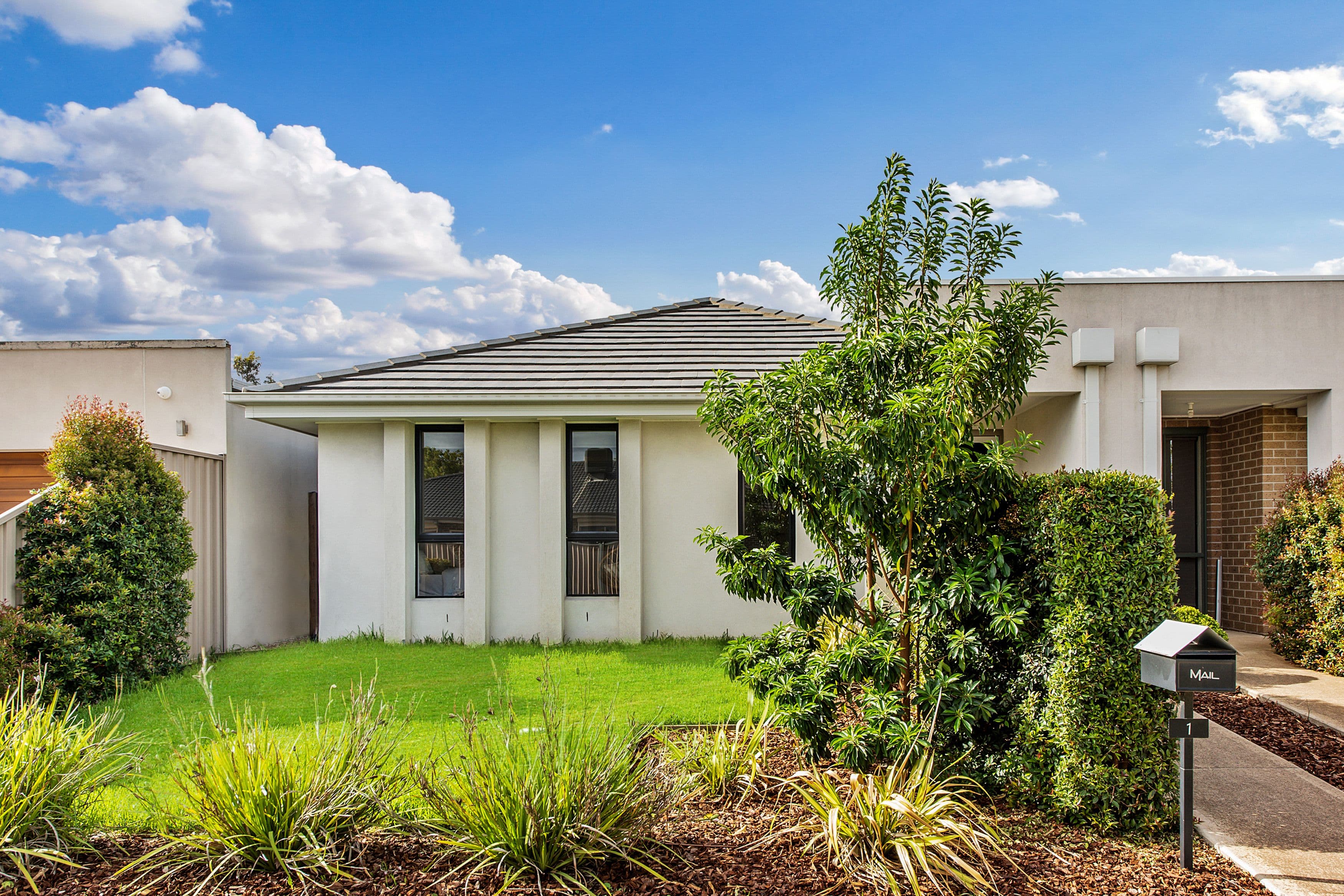 6 Highwood Drive, Hillside VIC 3037, Hillside - Image 1