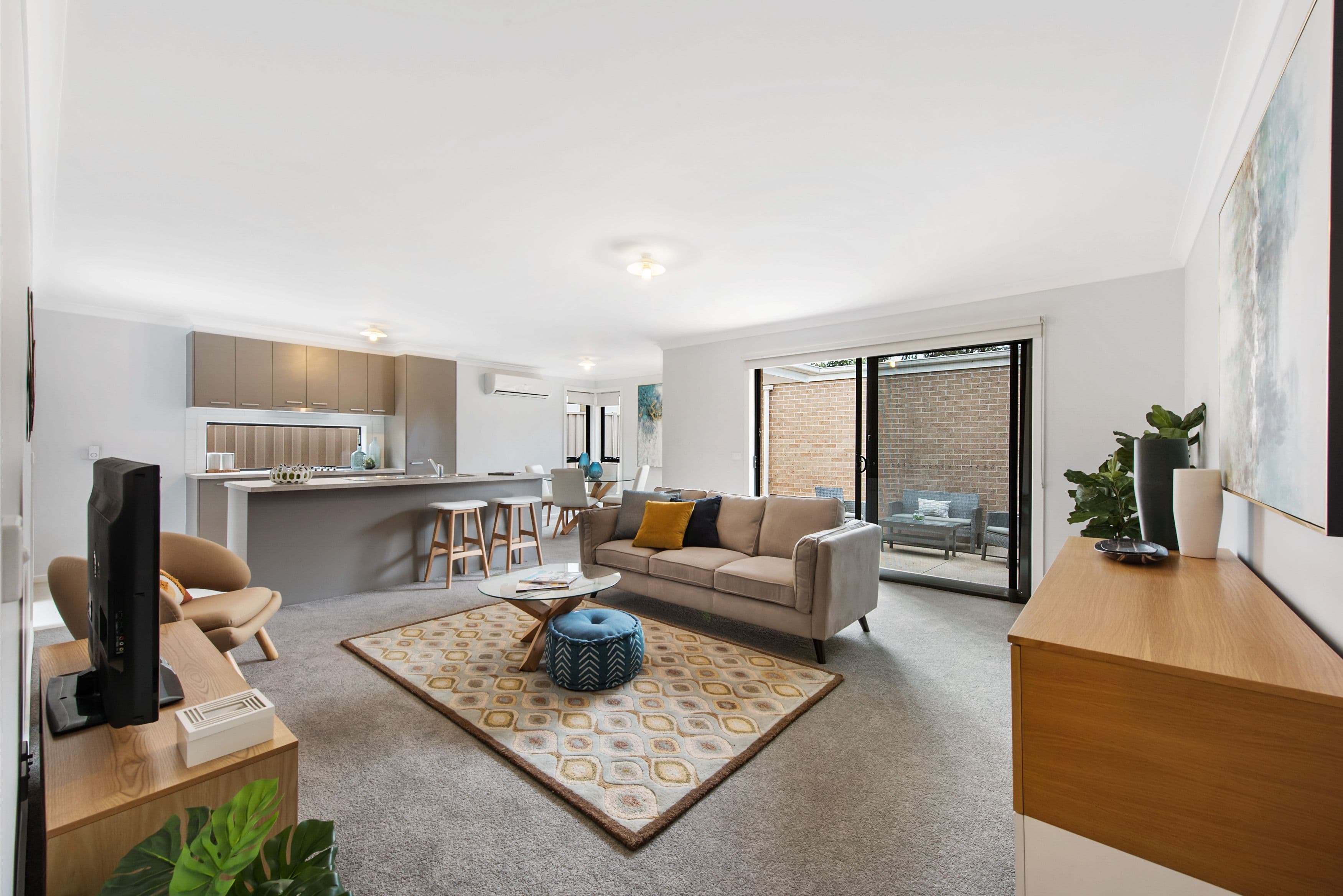 6 Highwood Drive, Hillside VIC 3037, Hillside - Thumbnail 3