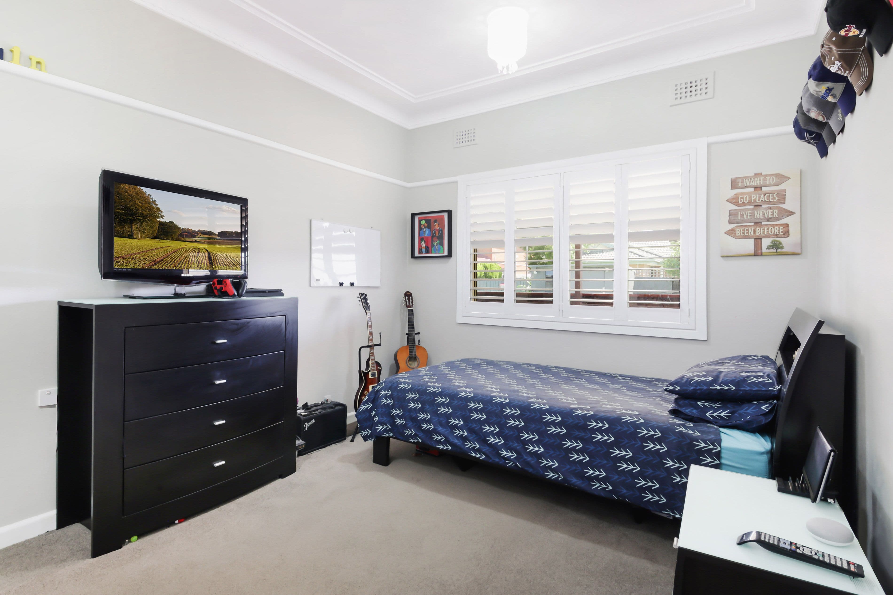 2 Rabaul Road, Georges Hall - Thumbnail 6