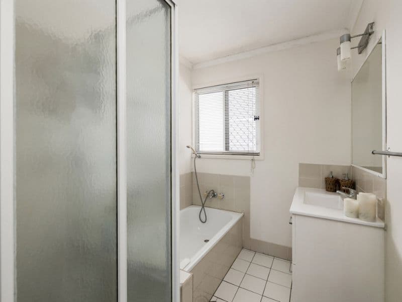 39 Main Street, Myrniong VIC 3341, Myrniong - Thumbnail 2