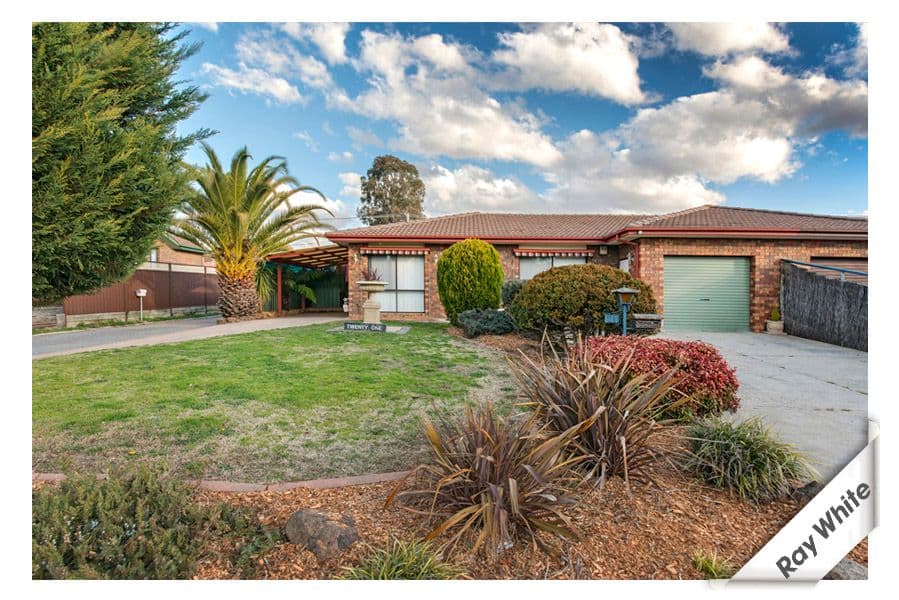 21 Wolstenholme Street, CHISHOLM ACT 2905, Chisholm - Image 1