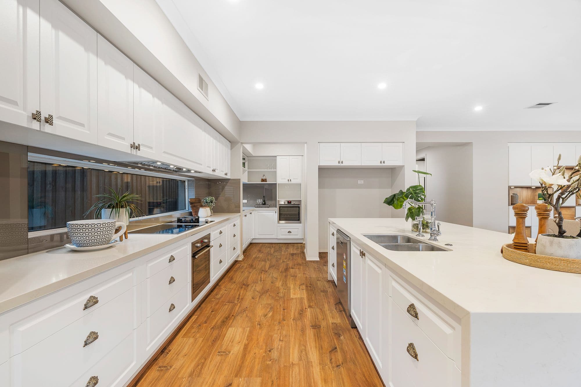 6 Marama Street, Box Hill North VIC 3129, Box Hill North - Thumbnail 2