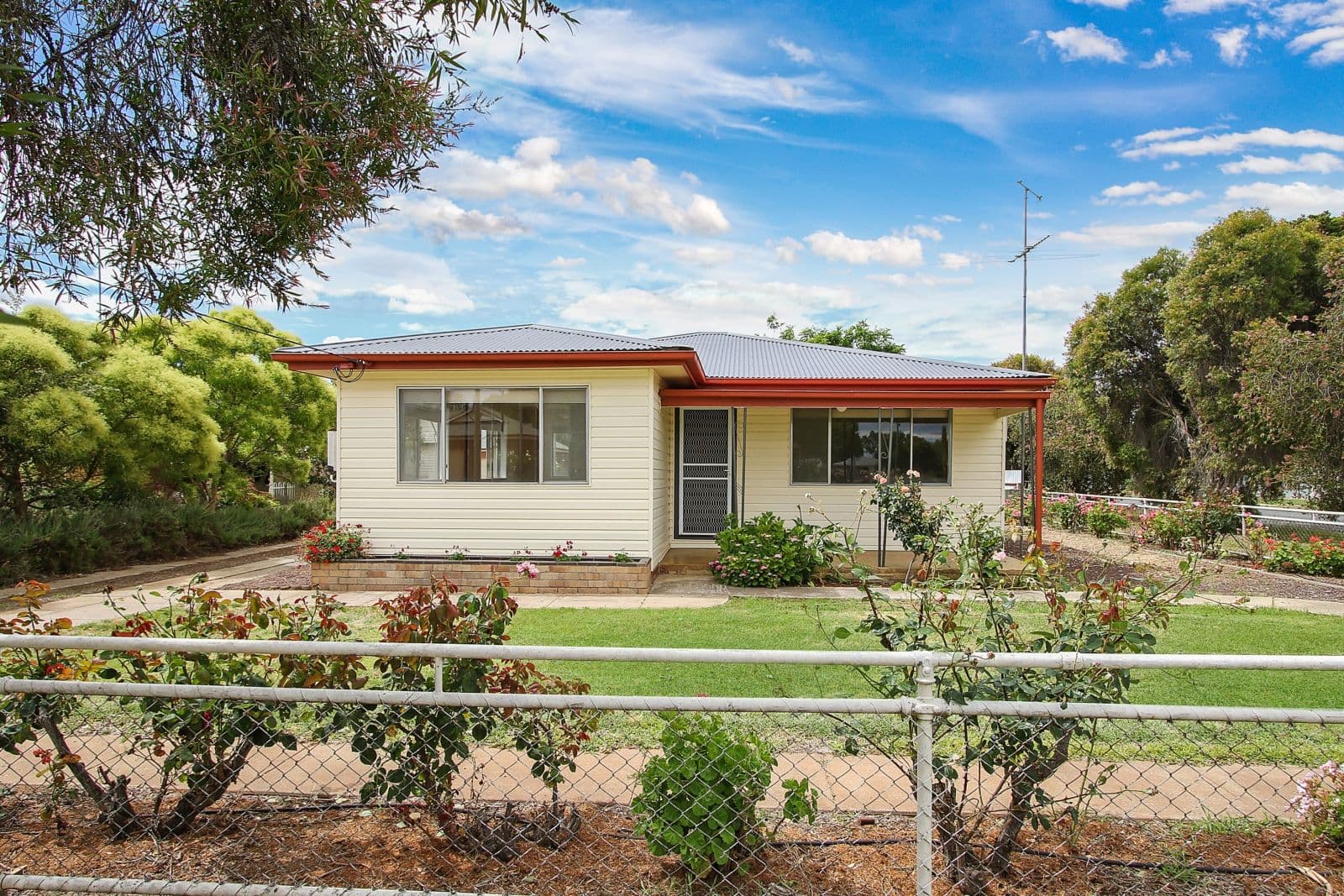 9 Third Street, Henty NSW 2658, Henty - Image 1