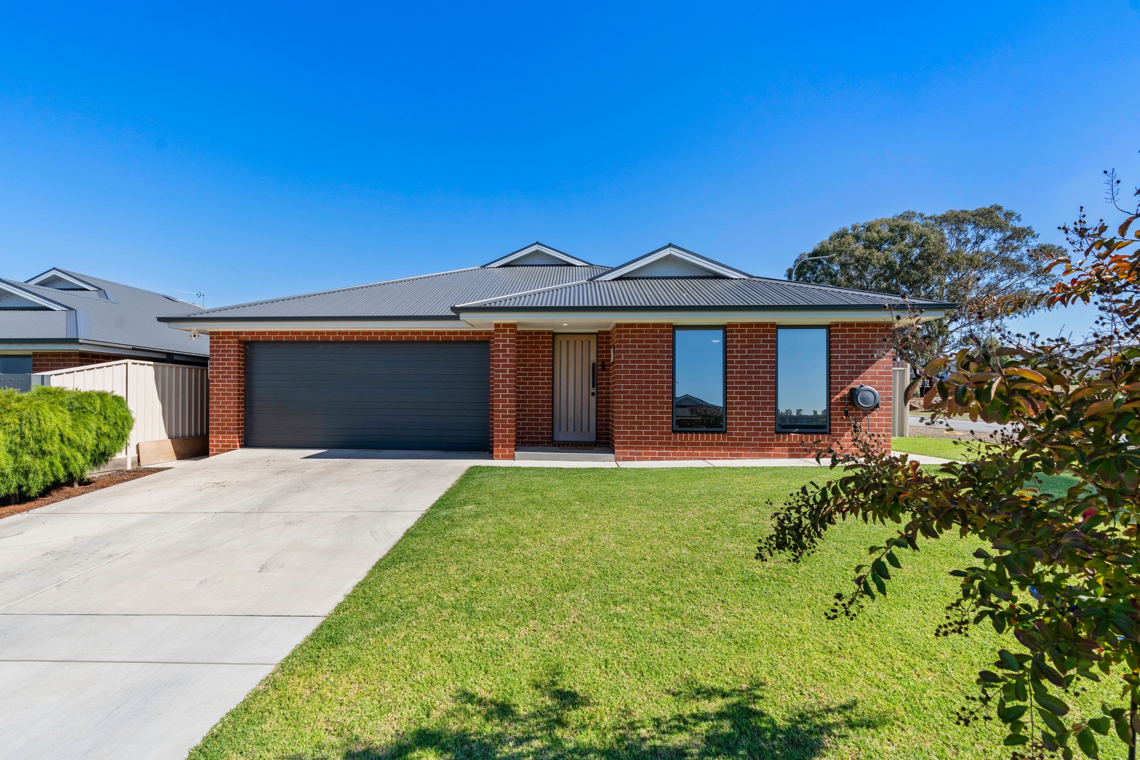2/9 Jimberoo Loop, Gobbagombalin NSW 2650, Gobbagombalin - Image 1