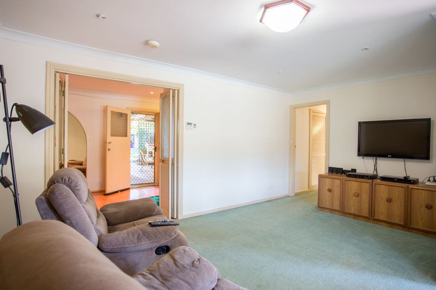 14 Rose Avenue, Orange - Thumbnail 3