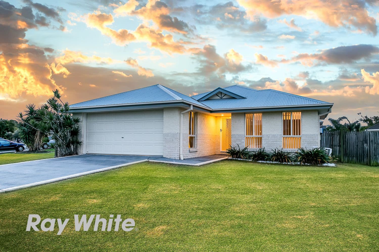 9 Lake Wivenhoe Court, Logan Reserve QLD 4133, Logan Reserve - Thumbnail 2