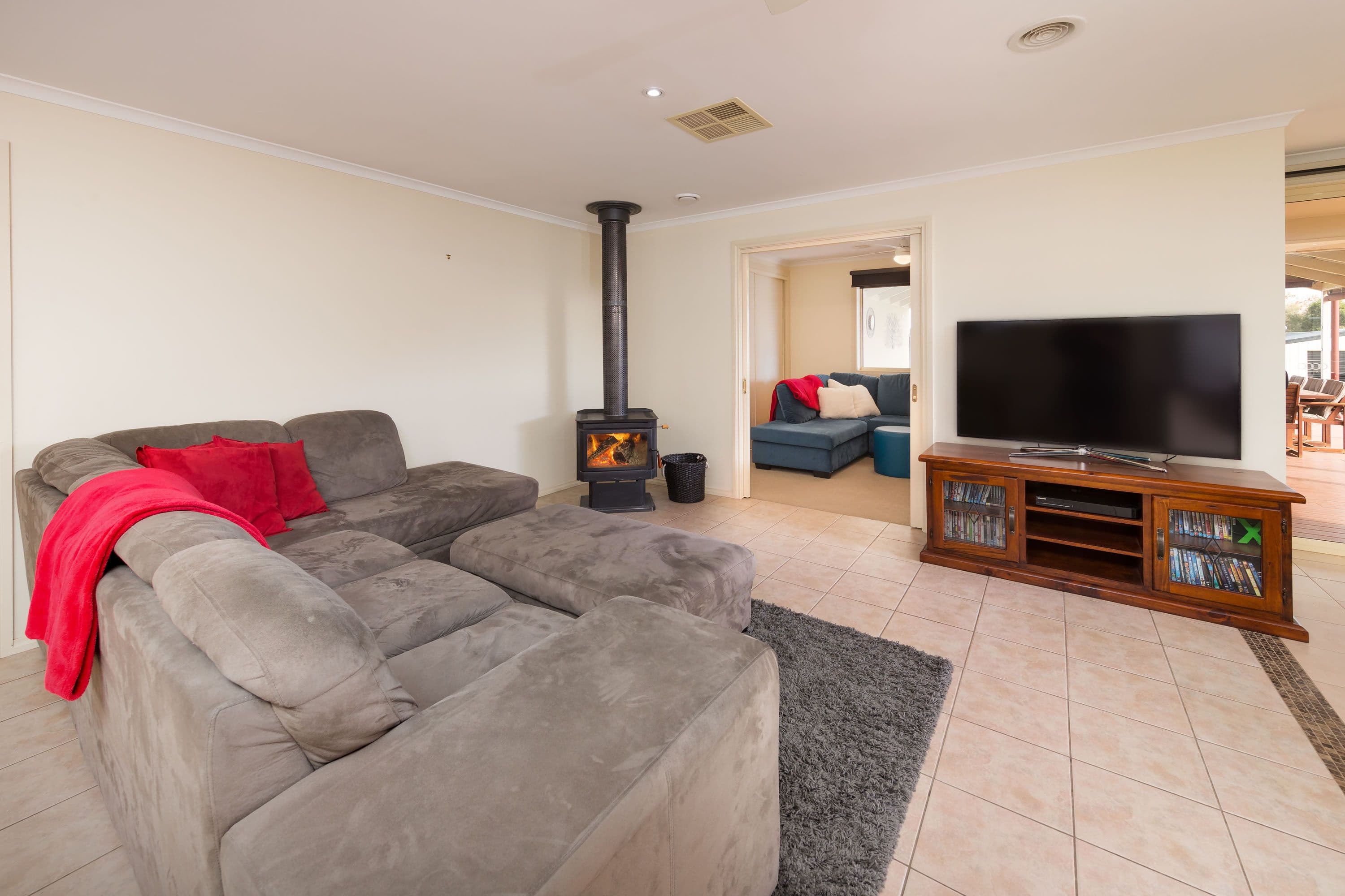 8 Maxwell Drive, Wahgunyah VIC 3687, Wahgunyah - Thumbnail 2