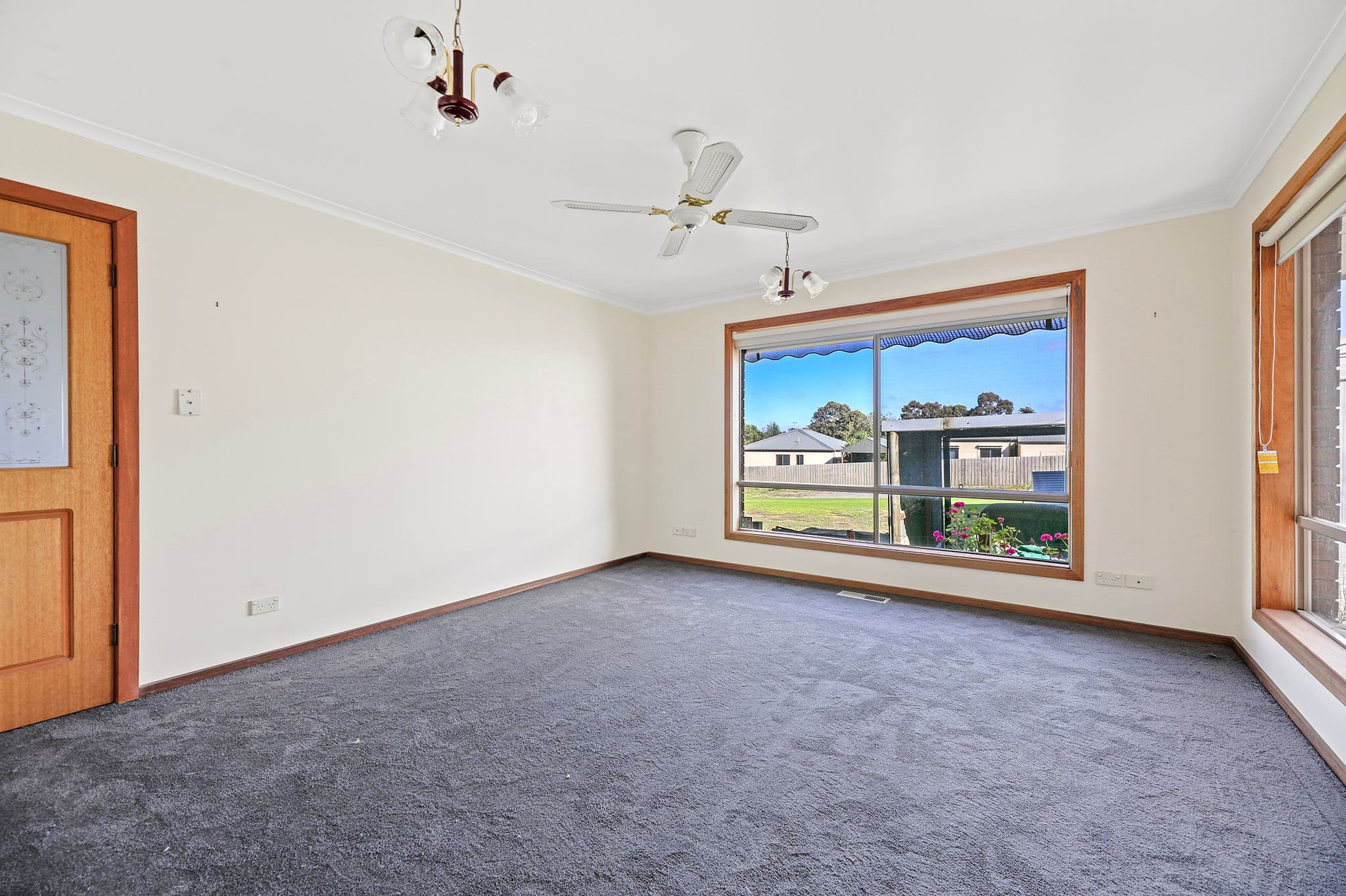 30 Railway Avenue, Drouin VIC 3818, Drouin - Thumbnail 2