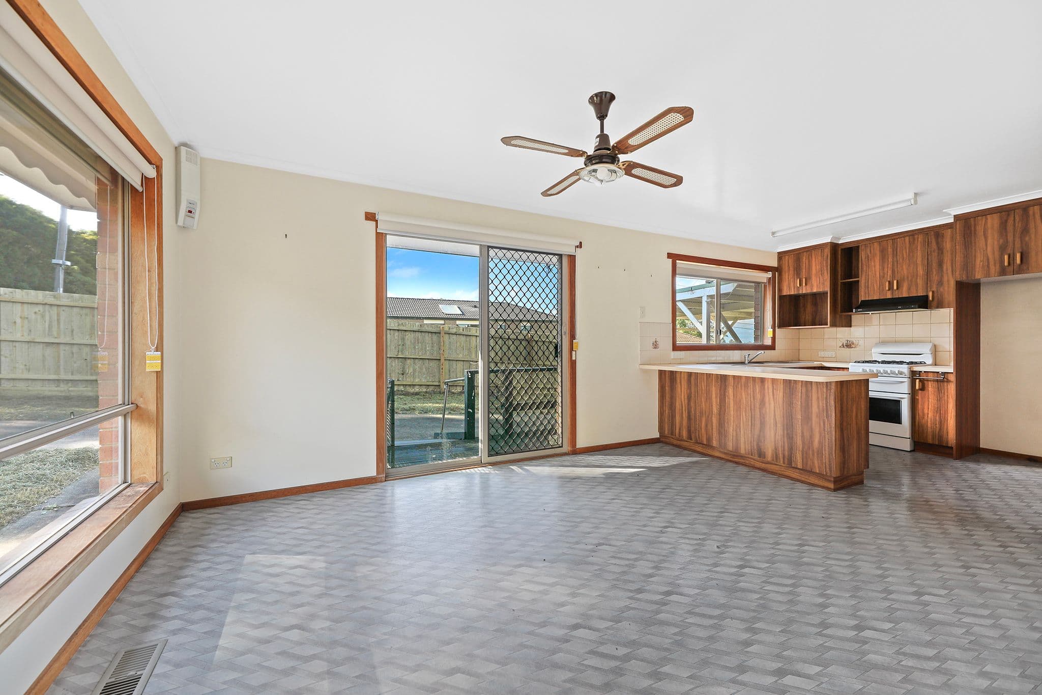 30 Railway Avenue, Drouin VIC 3818, Drouin - Thumbnail 3