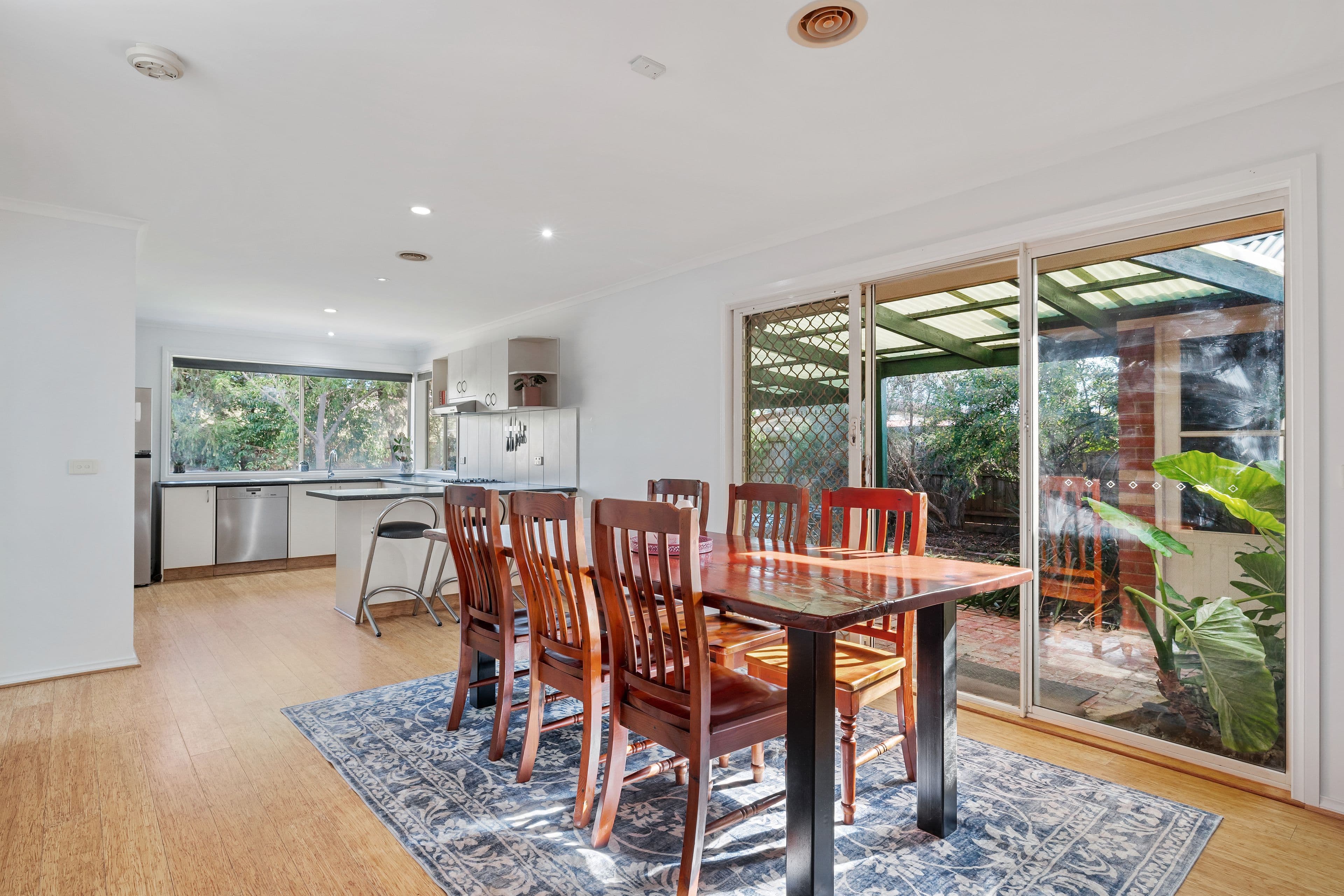 4 Hyde Park Walk, Mooroolbark VIC 3138, Mooroolbark - Thumbnail 3