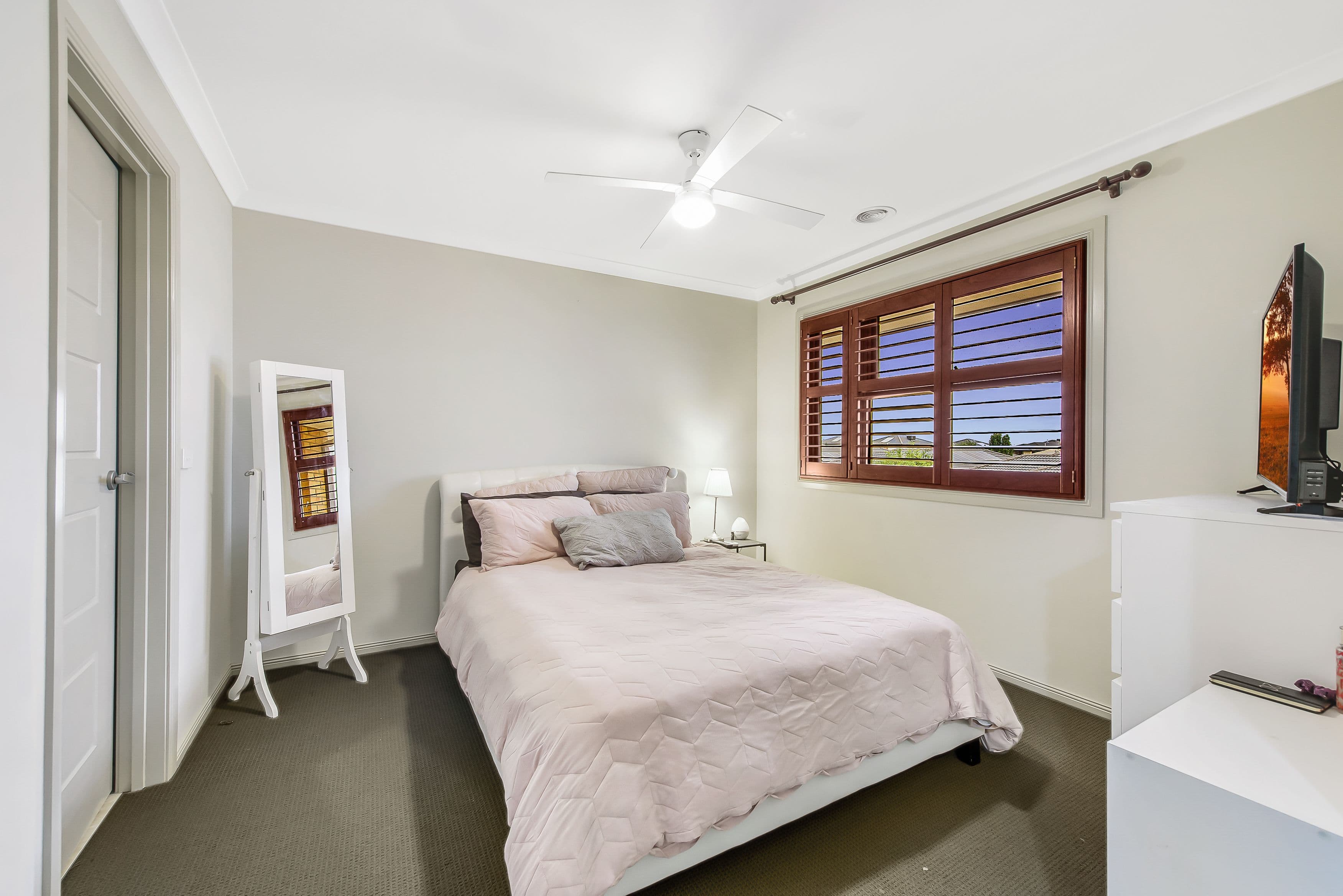 10 Dunlop Way, Fraser Rise VIC 3336, Fraser Rise - Thumbnail 5