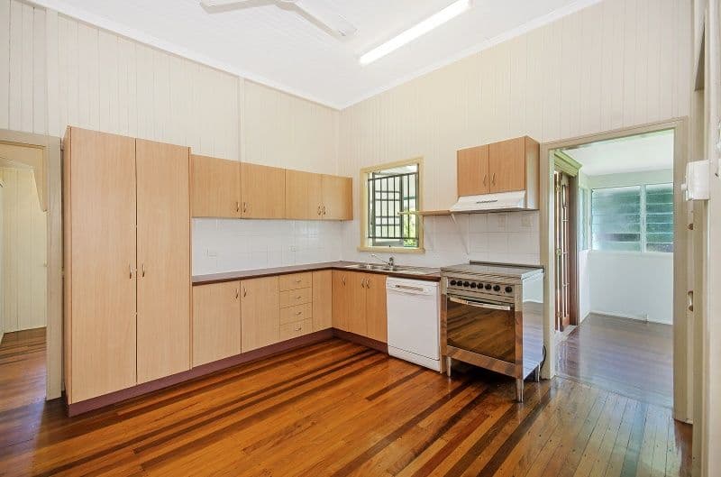 153 Howlett Street, CURRAJONG QLD 4812, Currajong - Thumbnail 3