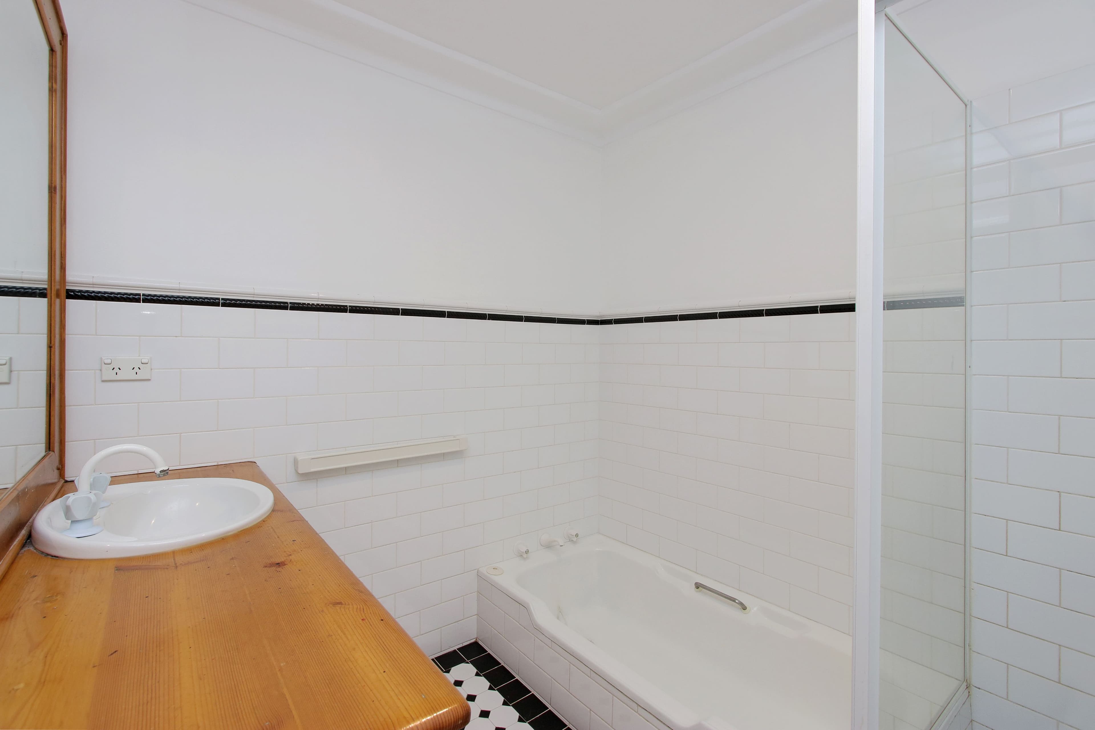 8 Camboon Road, Morley WA 6062, Morley - Thumbnail 4