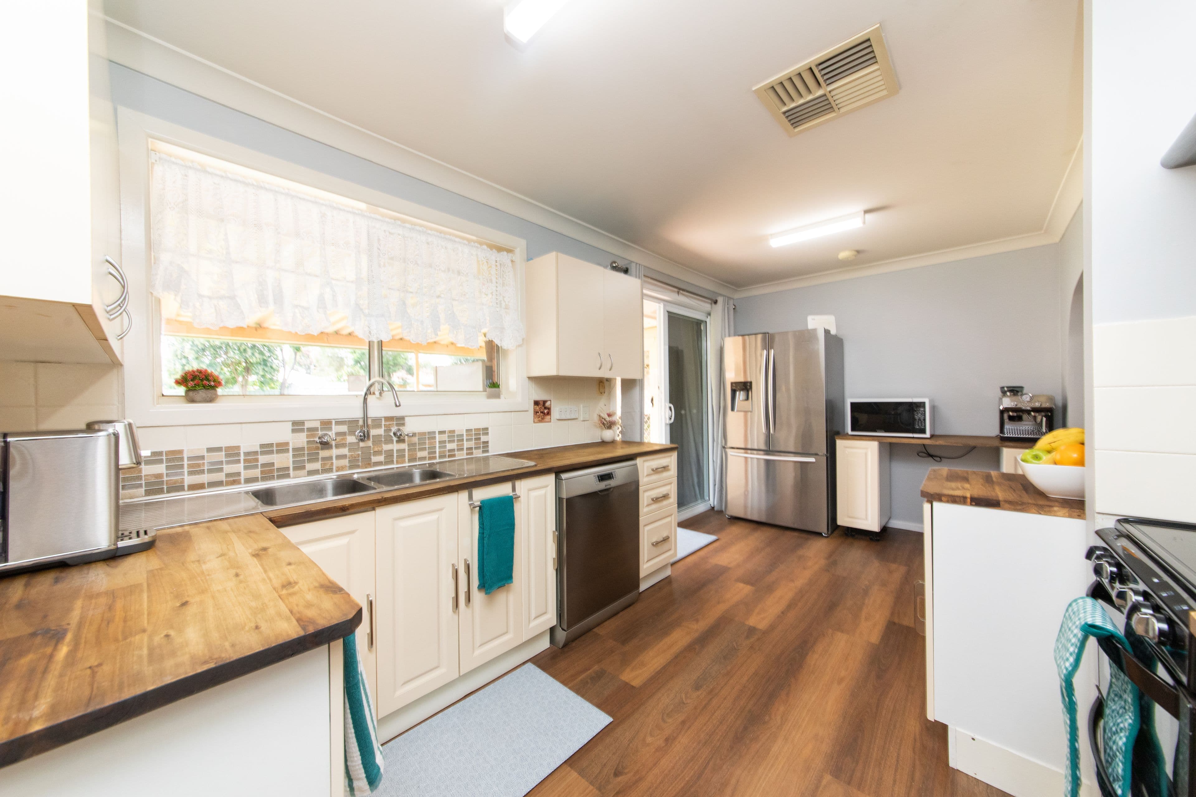 77 Windsor Parade, Dubbo NSW 2830, Dubbo - Thumbnail 4