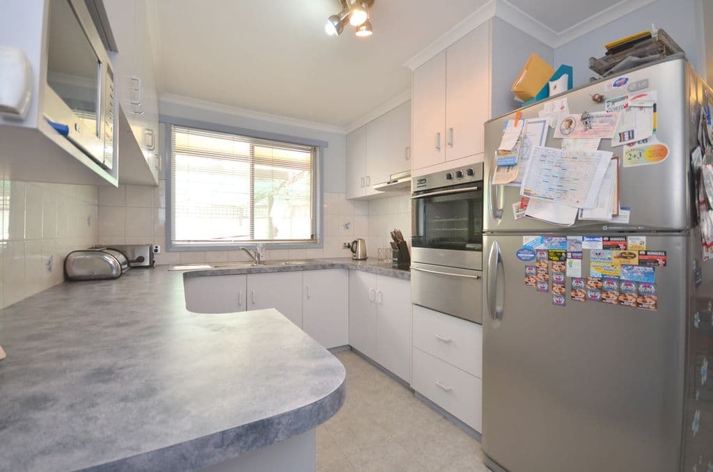 8 Bevtre Street, SEBASTOPOL VIC 3356, Sebastopol - Thumbnail 4
