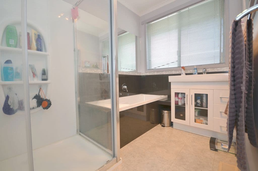 8 Bevtre Street, SEBASTOPOL VIC 3356, Sebastopol - Thumbnail 7