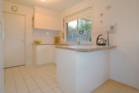 19  Brindalee Mews, CHADSTONE VIC 3148, Chadstone - Thumbnail 3