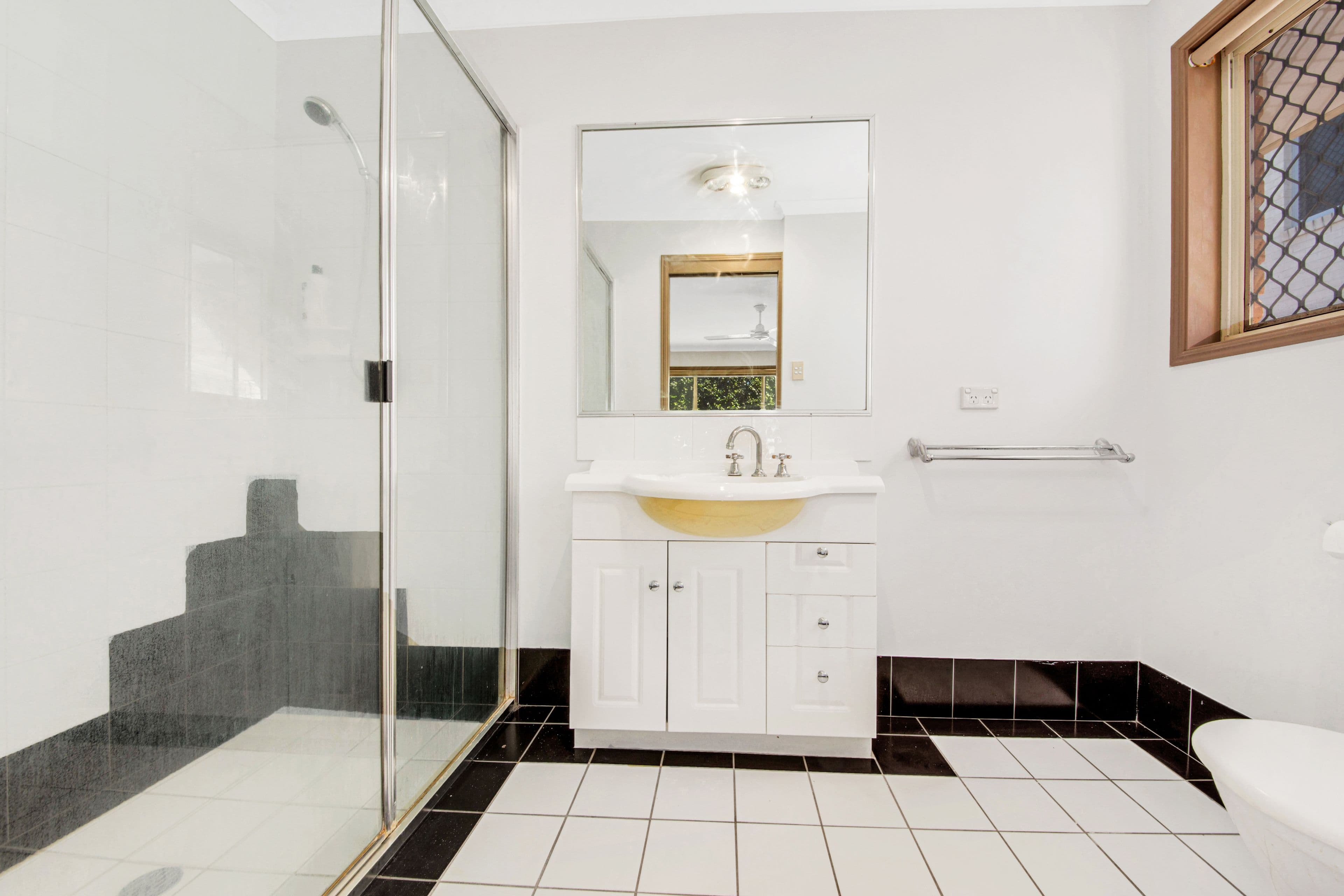 76 Hampton Drive, Tannum Sands QLD 4680, Tannum Sands - Thumbnail 6