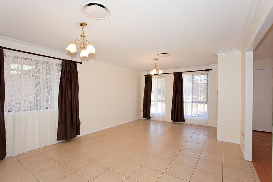 7 Eileen Street, Harristown QLD 4350, Harristown - Thumbnail 2