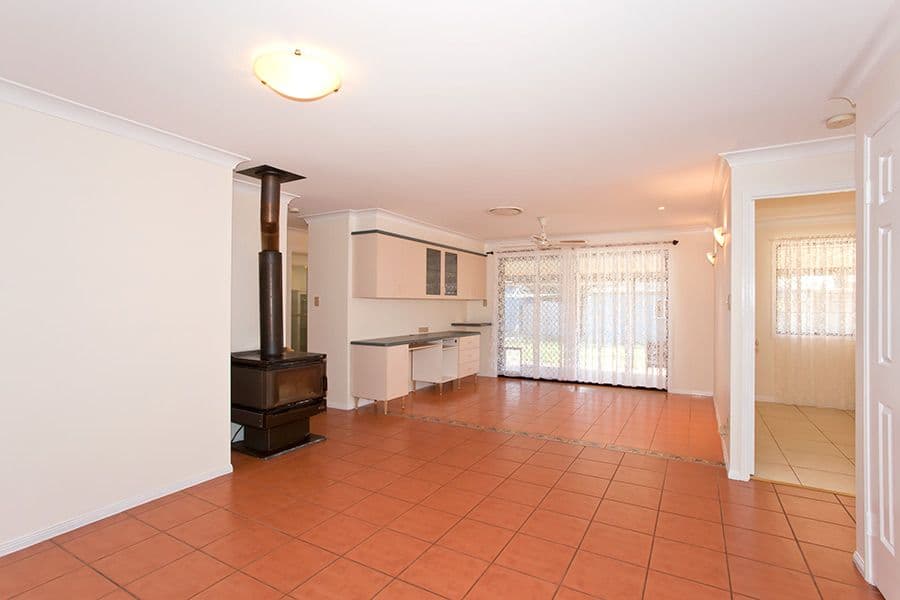 7 Eileen Street, Harristown QLD 4350, Harristown - Thumbnail 4
