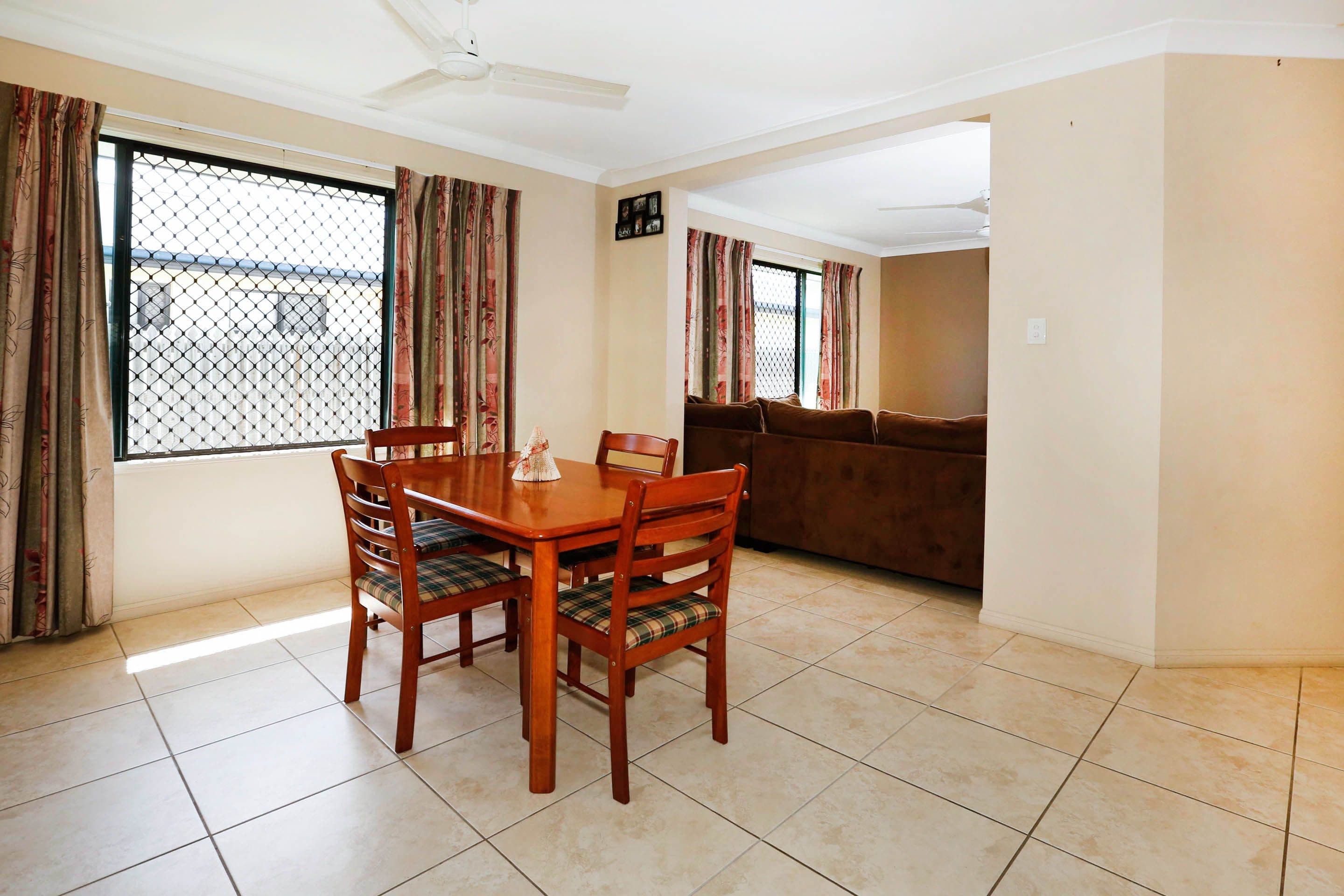 6 Santiago Court, Mount Louisa QLD 4814, Mount Louisa - Thumbnail 3