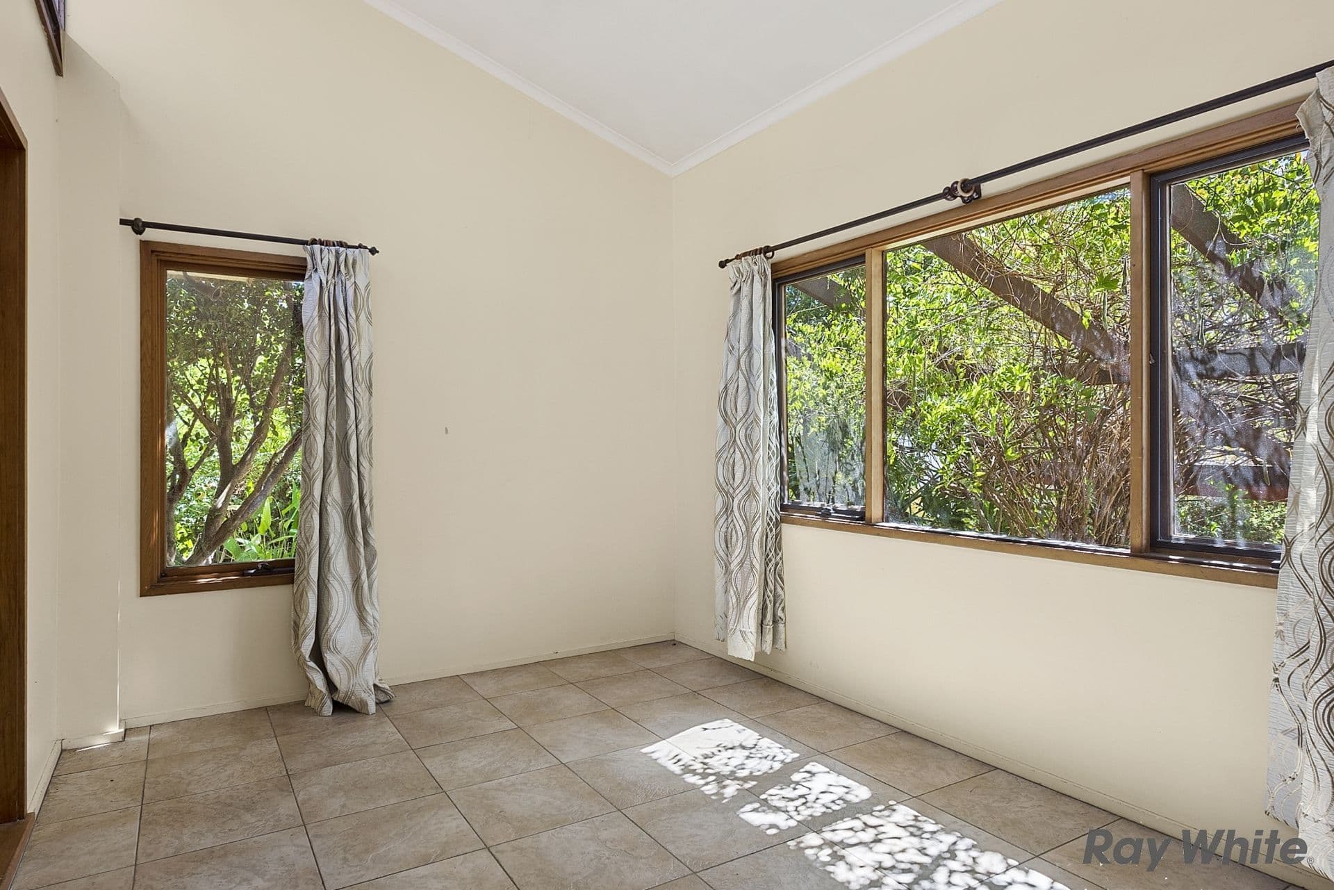 20 Hume Avenue, Castle Hill - Thumbnail 8