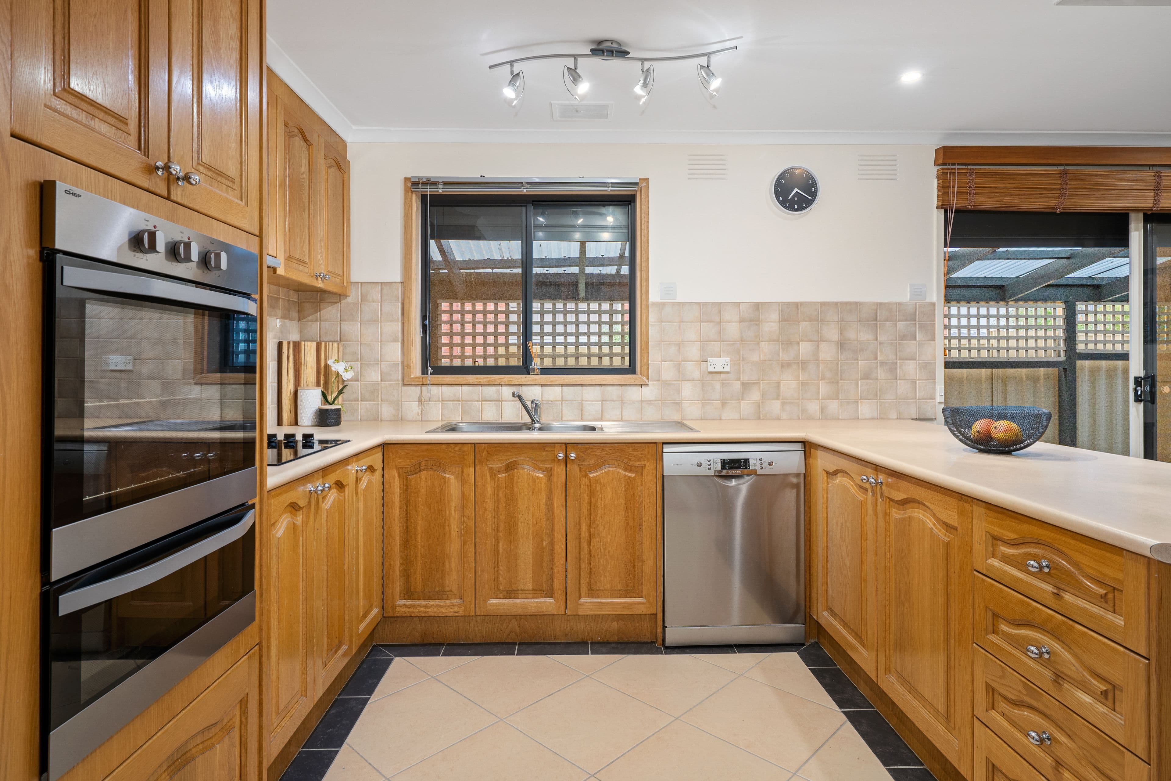 52 Carbeen Drive, Bundoora VIC 3083, Bundoora - Thumbnail 4