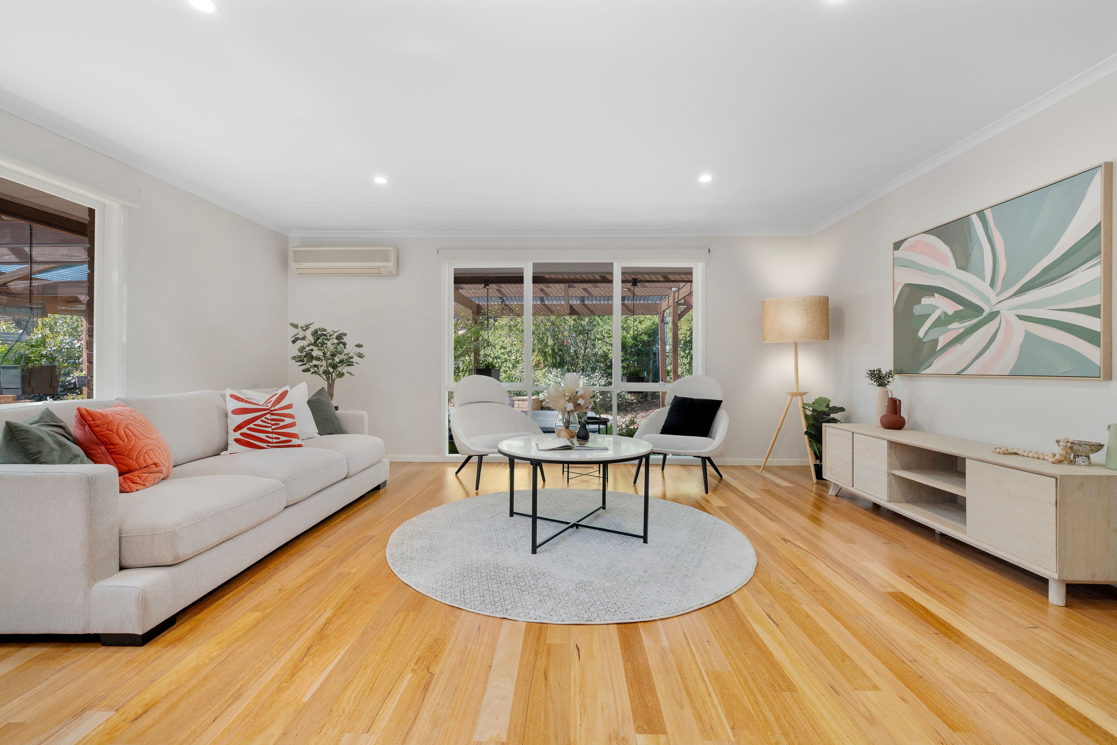 5 Robbie Close, Rowville VIC 3178, Rowville - Thumbnail 2